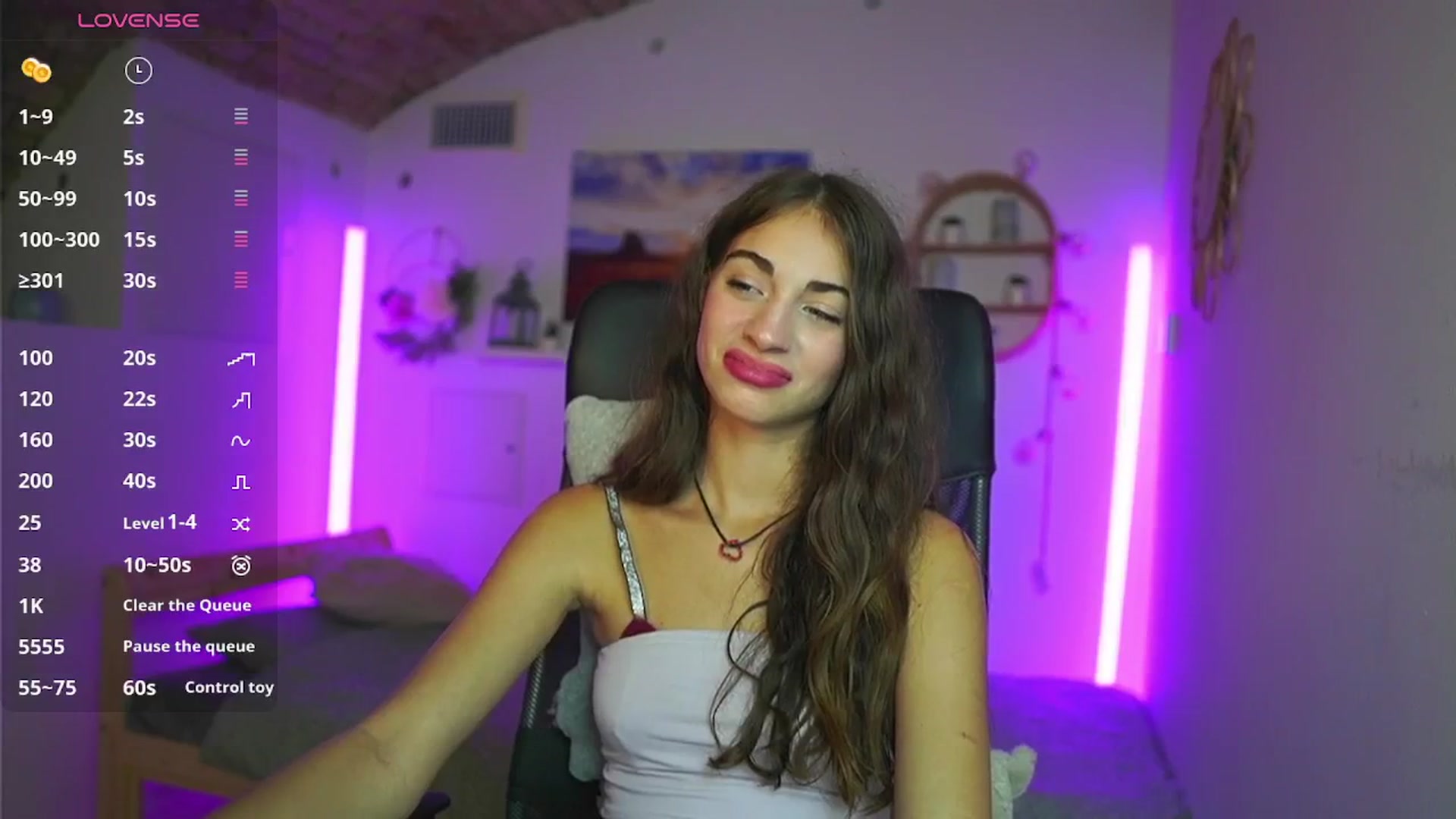 Gallery image thumbnail from Sophie__Grey's myfreecams stream on, 08/14/2025, 15:16 image 9 of 20