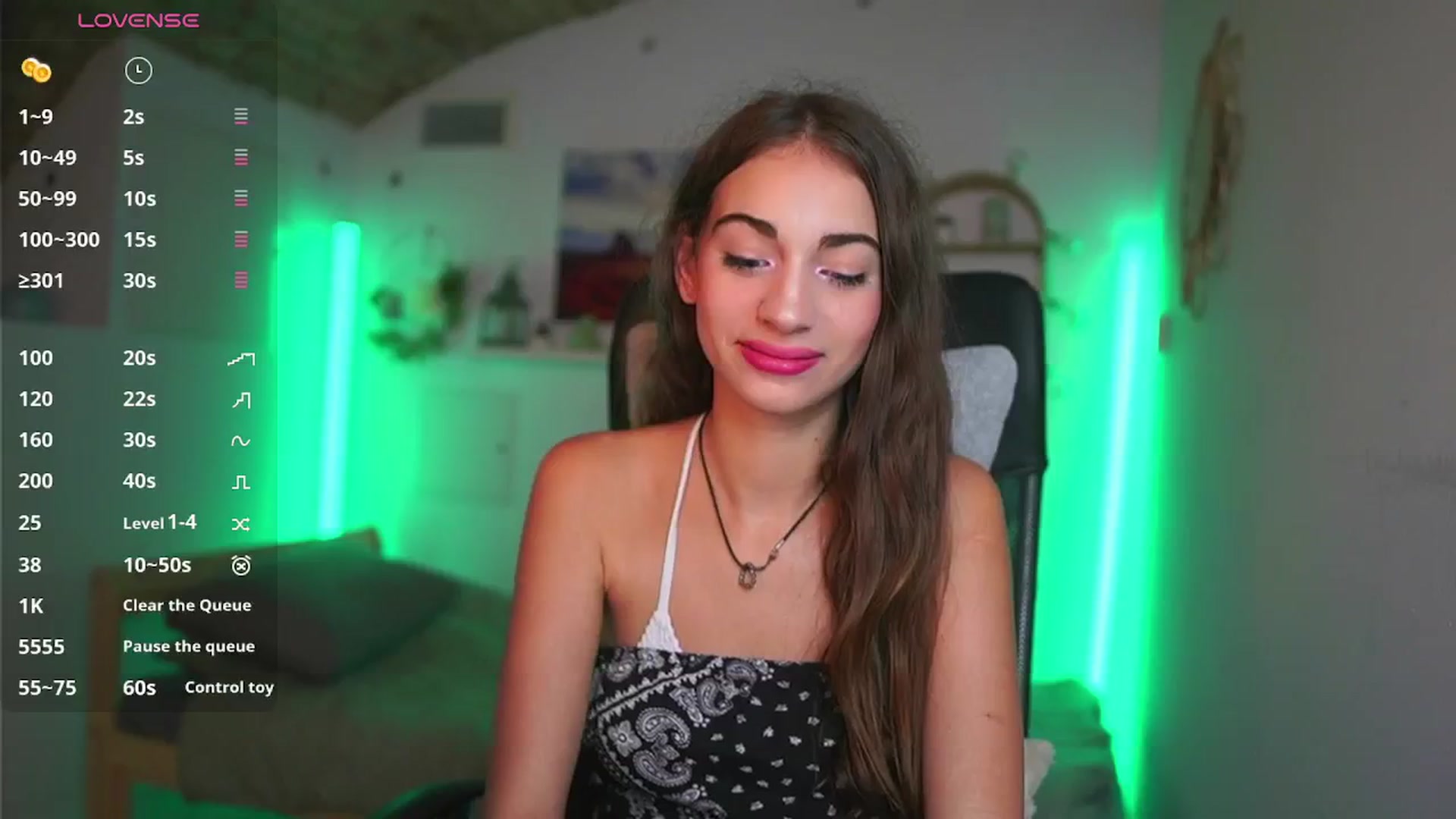 Gallery image thumbnail from Sophie__Grey's myfreecams stream on, 08/15/2025, 13:43 image 8 of 20