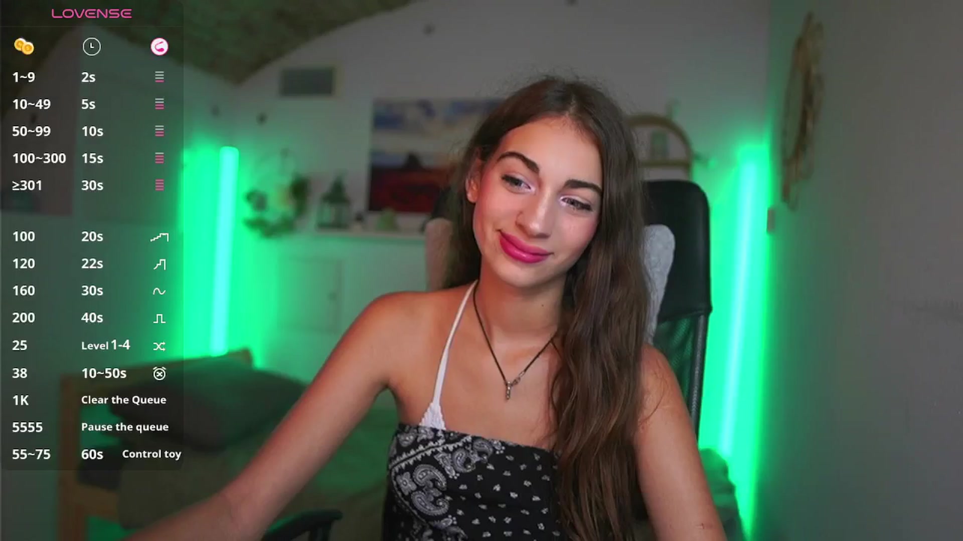 Gallery image thumbnail from Sophie__Grey's myfreecams stream on, 08/15/2025, 13:43 image 15 of 20