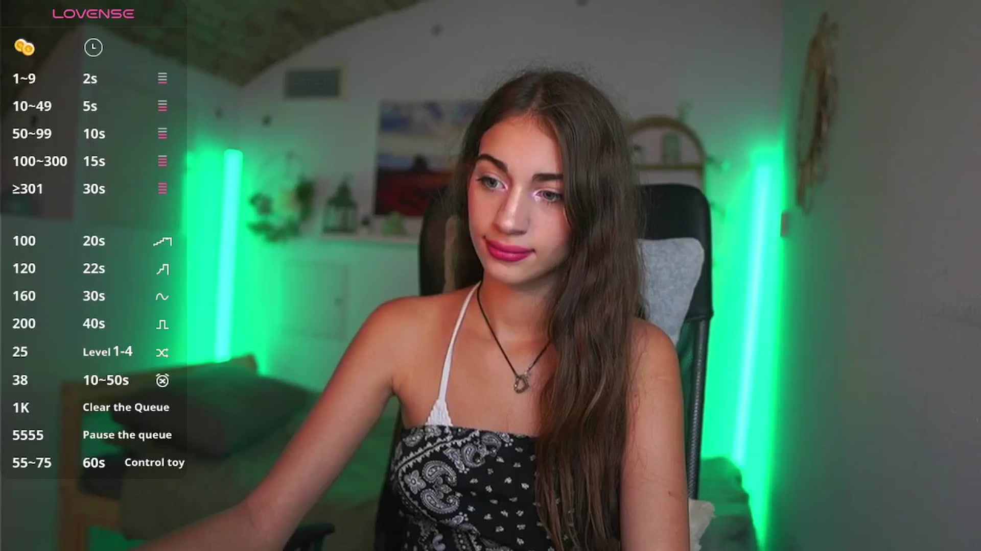Gallery image thumbnail from Sophie__Grey's myfreecams stream on, 08/15/2025, 13:43 image 1 of 20