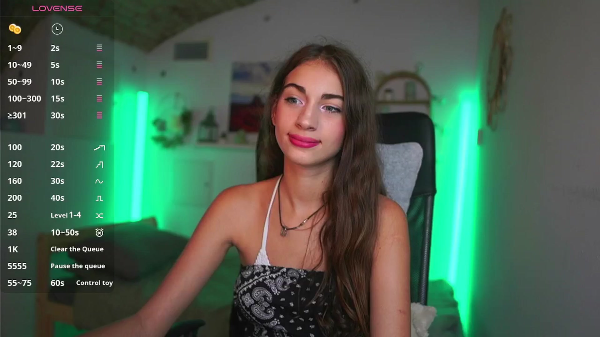 Gallery image thumbnail from Sophie__Grey's myfreecams stream on, 08/15/2025, 13:43 image 6 of 20