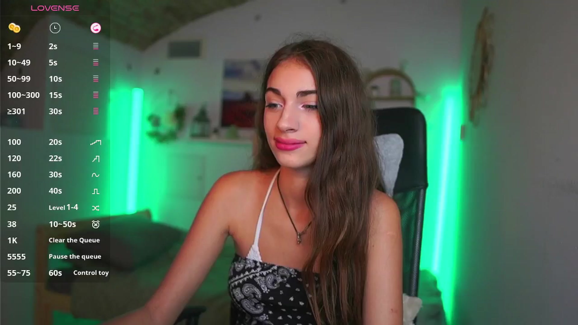 Gallery image thumbnail from Sophie__Grey's myfreecams stream on, 08/15/2025, 13:43 image 12 of 20