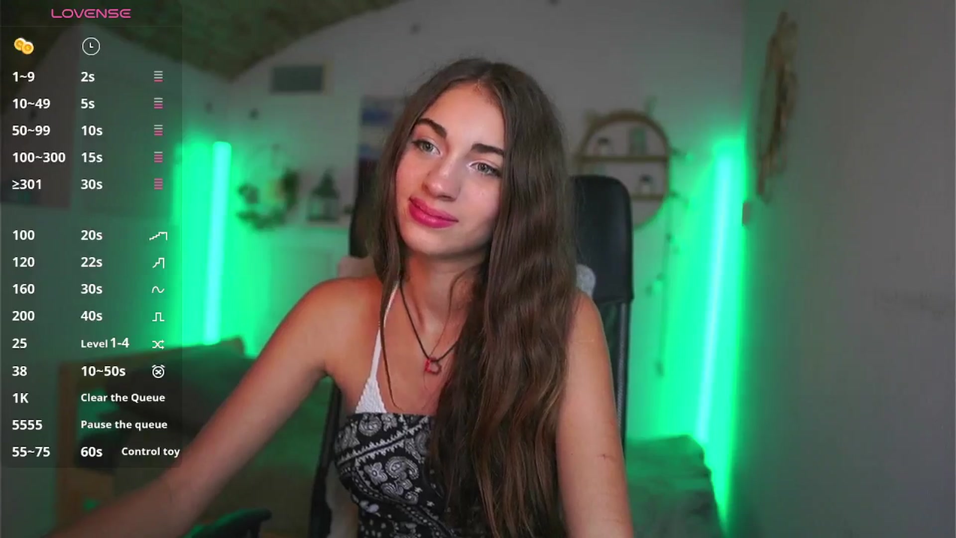 Gallery image thumbnail from Sophie__Grey's myfreecams stream on, 08/15/2025, 17:58 image 14 of 20