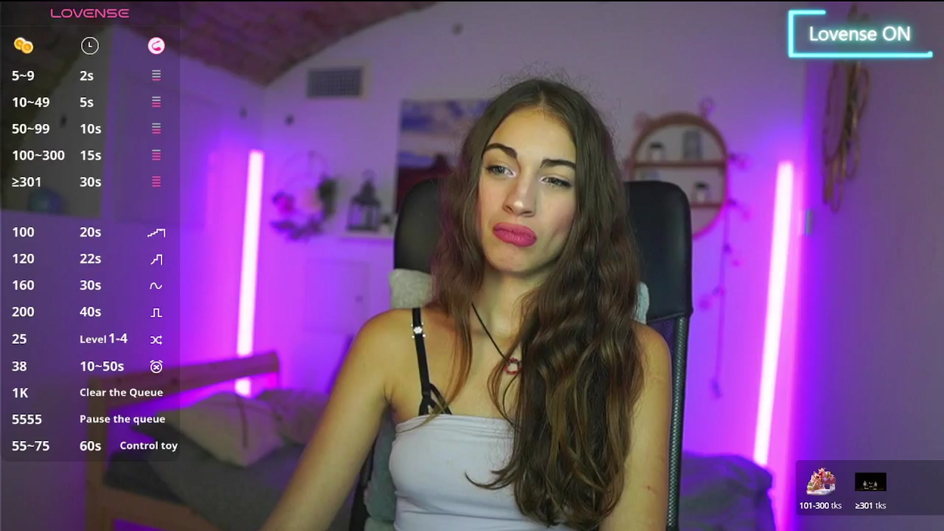 Gallery image thumbnail from Sophie__Grey's myfreecams stream on, 08/21/2025, 15:03 image 3 of 20