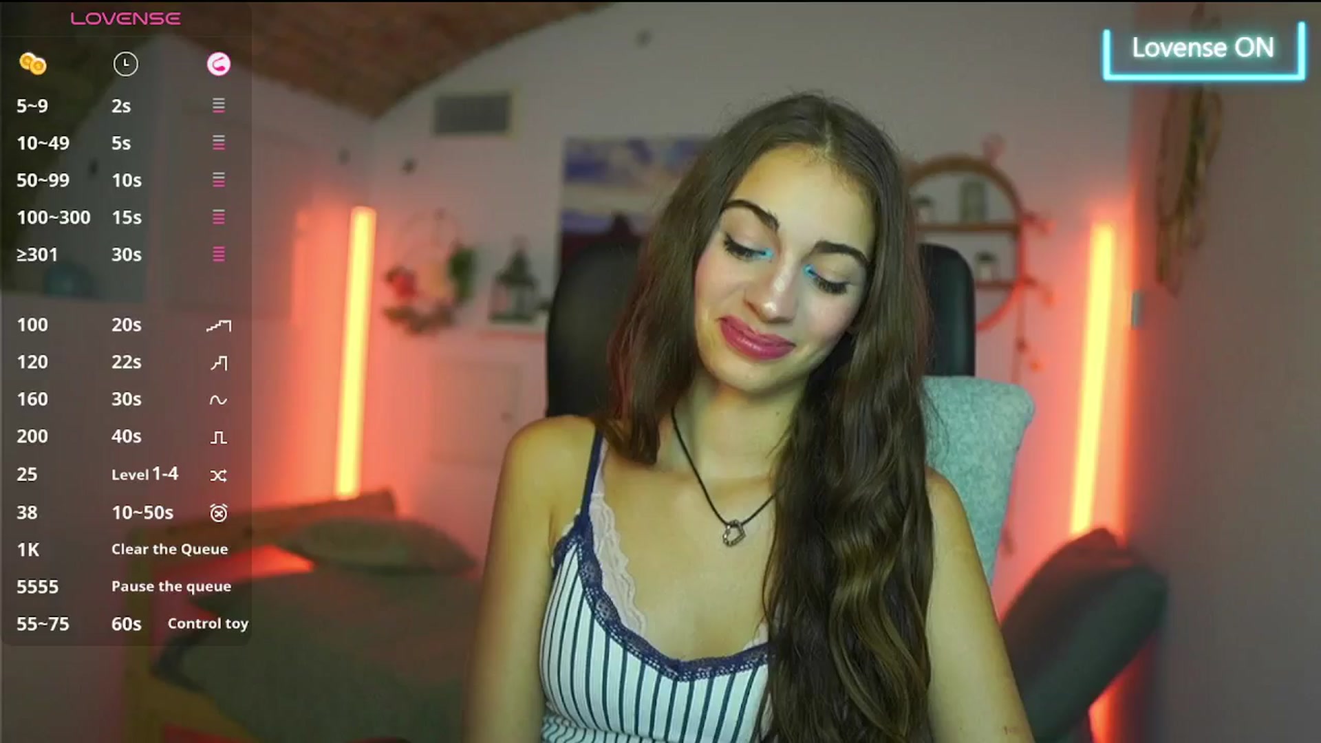 Gallery image thumbnail from Sophie__Grey's myfreecams stream on, 08/22/2025, 14:06 image 6 of 20
