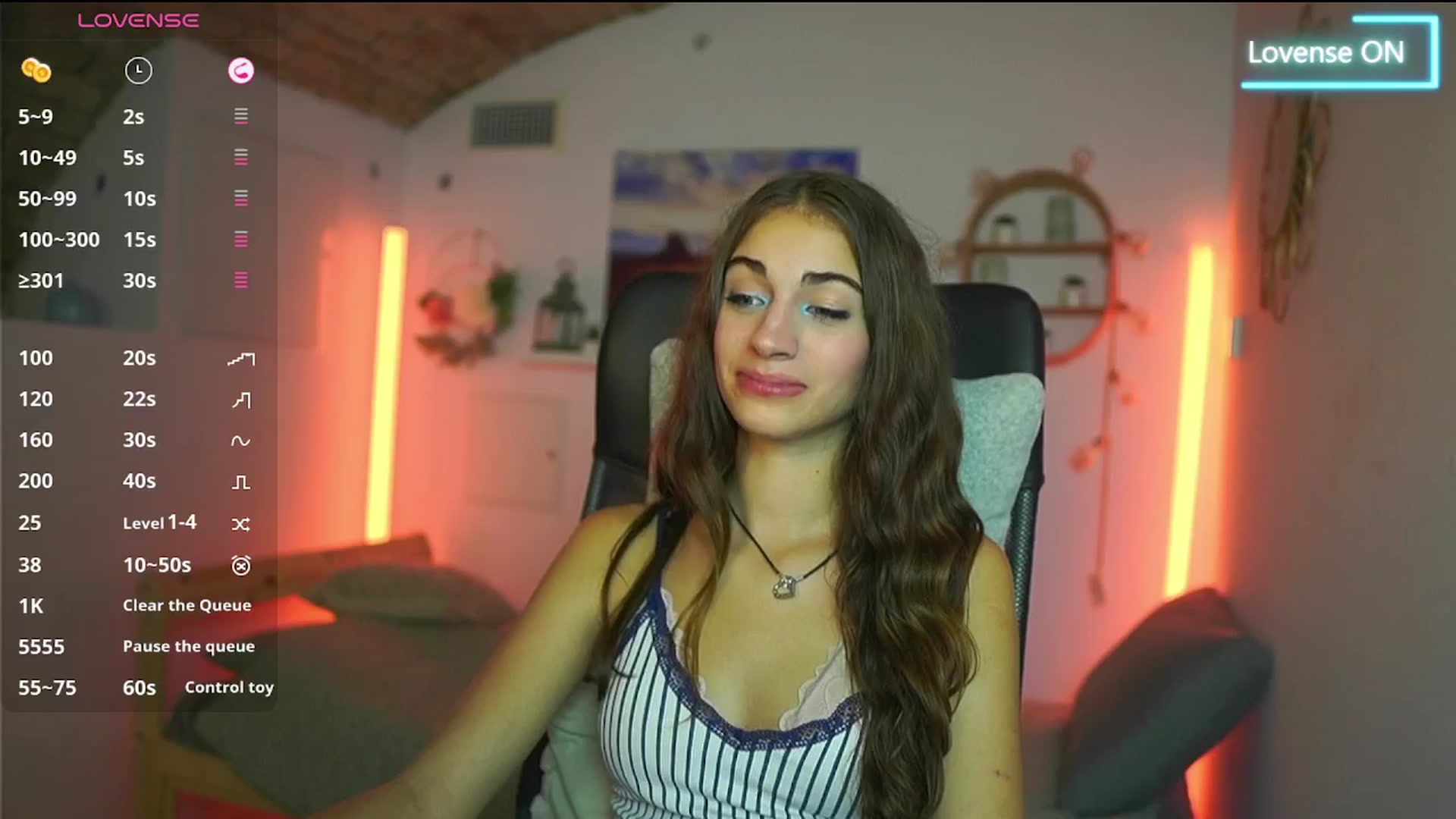 Gallery image thumbnail from Sophie__Grey's myfreecams stream on, 08/22/2025, 18:00 image 6 of 20