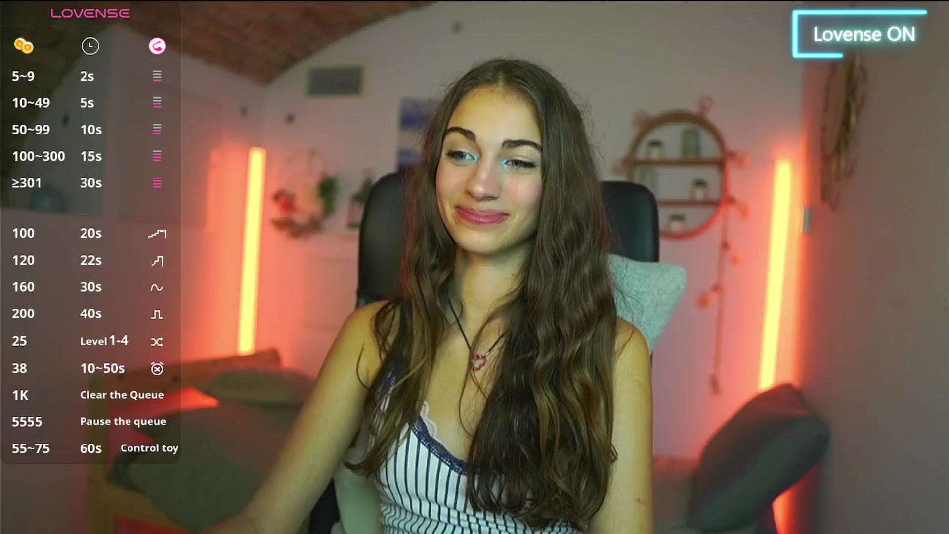 Gallery image thumbnail from Sophie__Grey's myfreecams stream on, 08/22/2025, 18:00 image 16 of 20