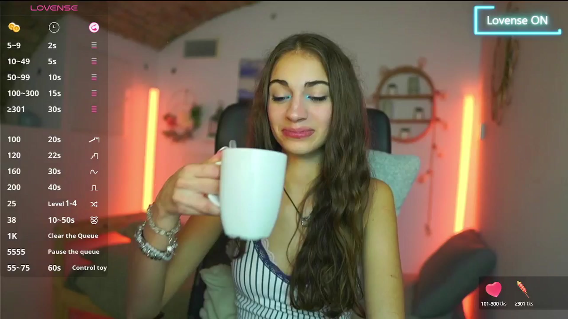 Gallery image thumbnail from Sophie__Grey's myfreecams stream on, 08/22/2025, 18:00 image 11 of 20