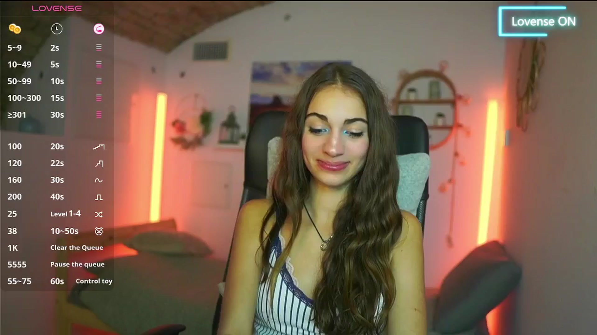 Gallery image thumbnail from Sophie__Grey's myfreecams stream on, 08/22/2025, 18:00 image 3 of 20