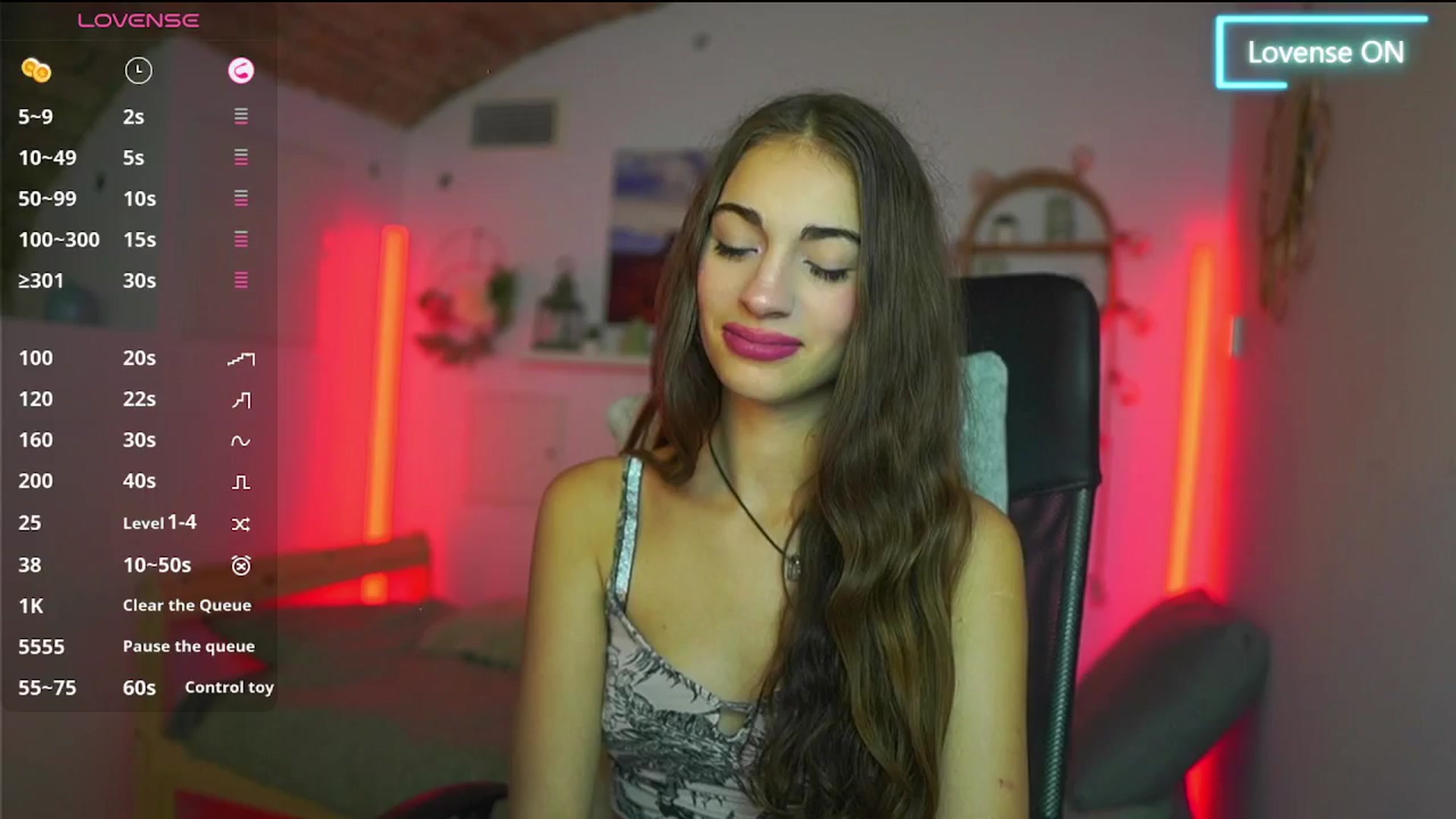 Gallery image thumbnail from Sophie__Grey's myfreecams stream on, 08/23/2025, 14:40 image 2 of 20