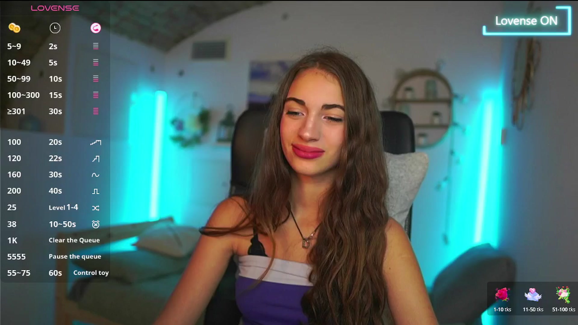 Gallery image thumbnail from Sophie__Grey's myfreecams stream on, 08/24/2025, 13:31 image 9 of 20