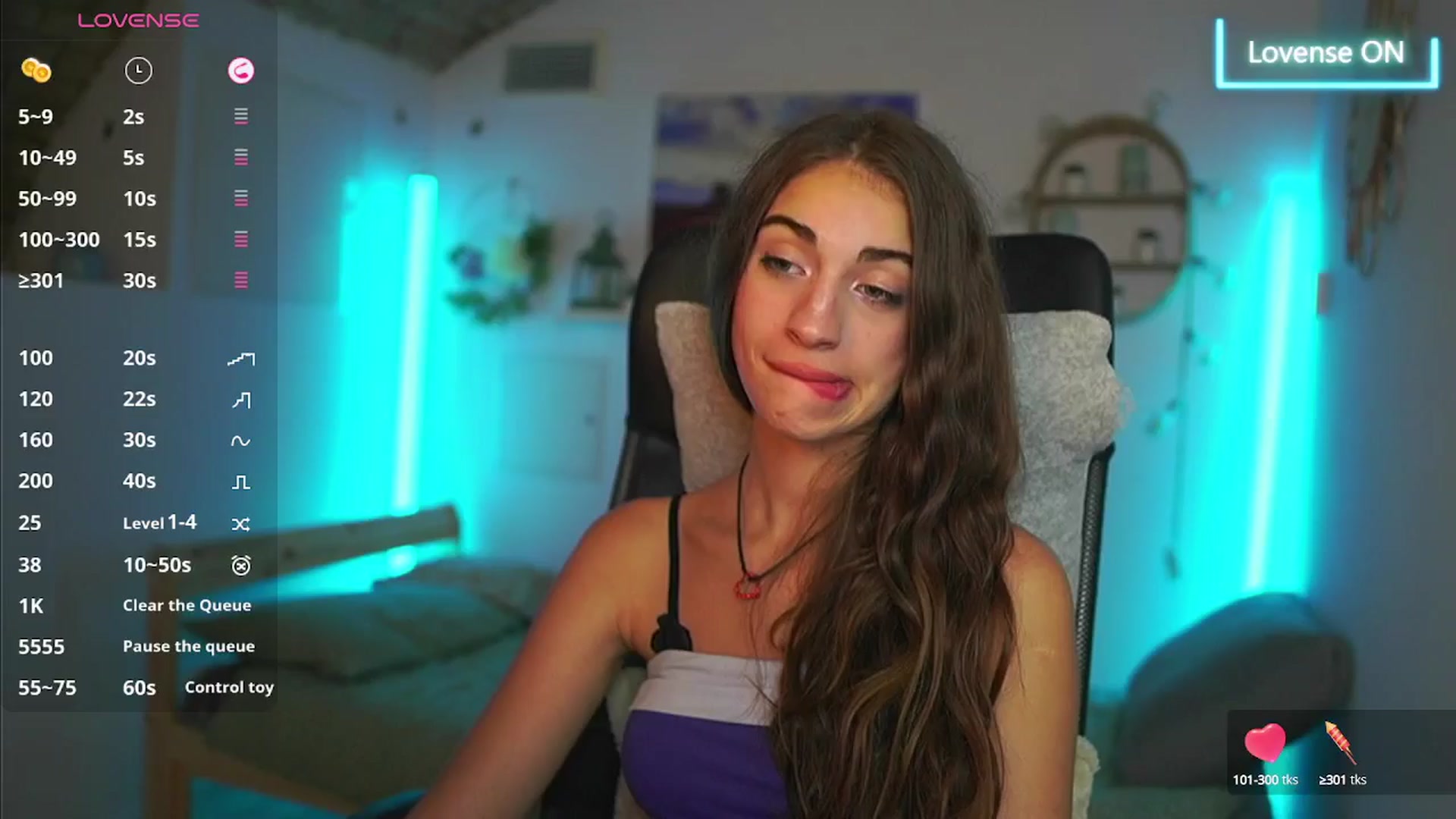 Gallery image thumbnail from Sophie__Grey's myfreecams stream on, 08/24/2025, 16:29 image 6 of 20