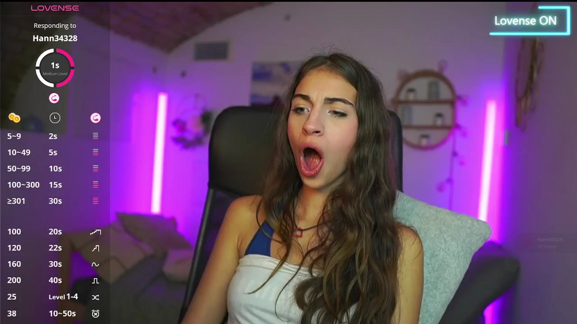 Gallery image thumbnail from Sophie__Grey's myfreecams stream on, 08/27/2025, 18:09 image 19 of 20