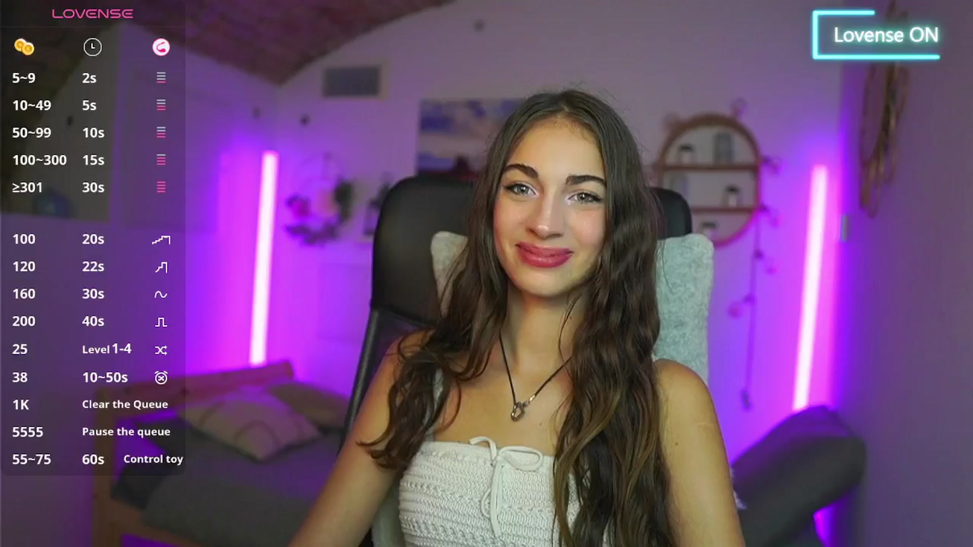 Gallery image thumbnail from Sophie__Grey's myfreecams stream on, 08/28/2025, 14:59 image 5 of 20