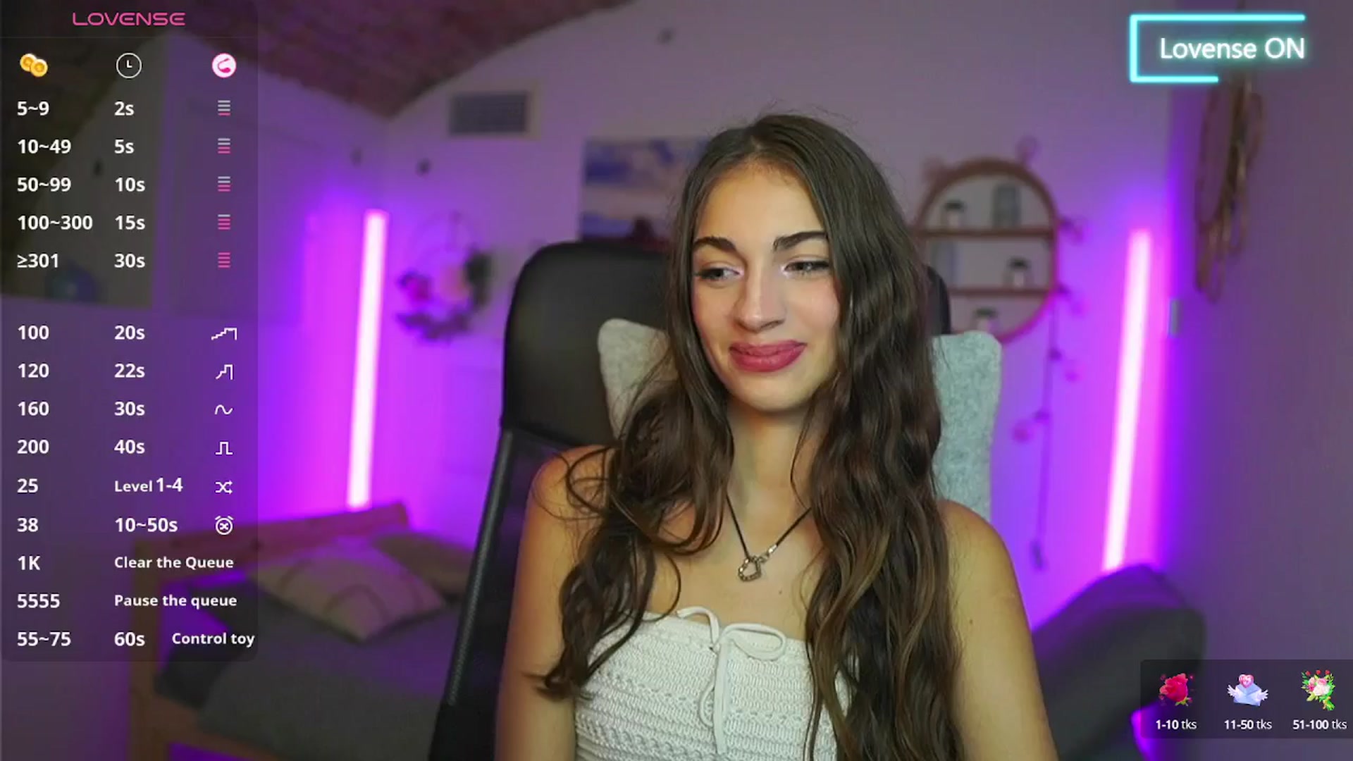 Gallery image thumbnail from Sophie__Grey's myfreecams stream on, 08/28/2025, 14:59 image 7 of 20