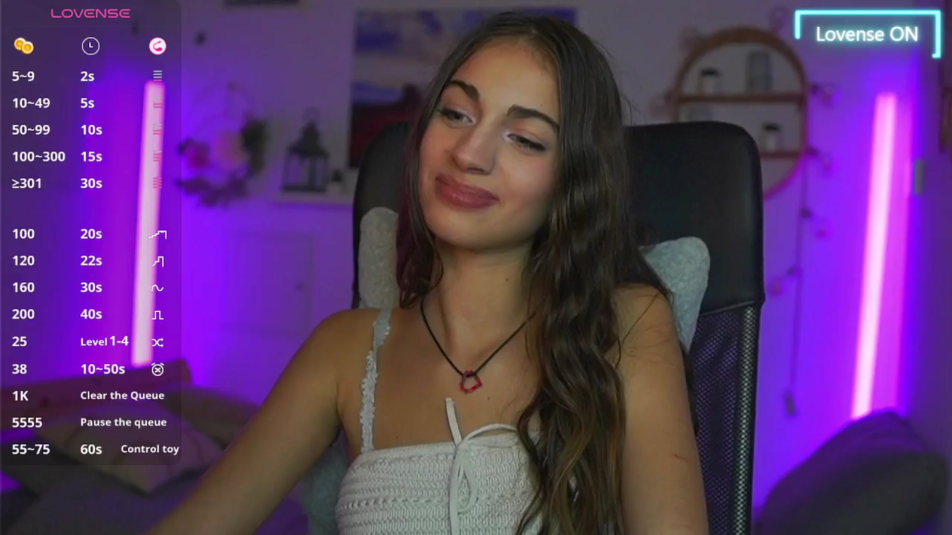 Gallery image thumbnail from Sophie__Grey's myfreecams stream on, 08/28/2025, 18:00 image 15 of 20