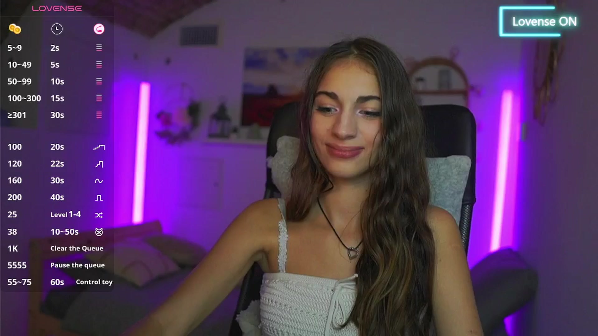 Gallery image thumbnail from Sophie__Grey's myfreecams stream on, 08/28/2025, 18:00 image 13 of 20