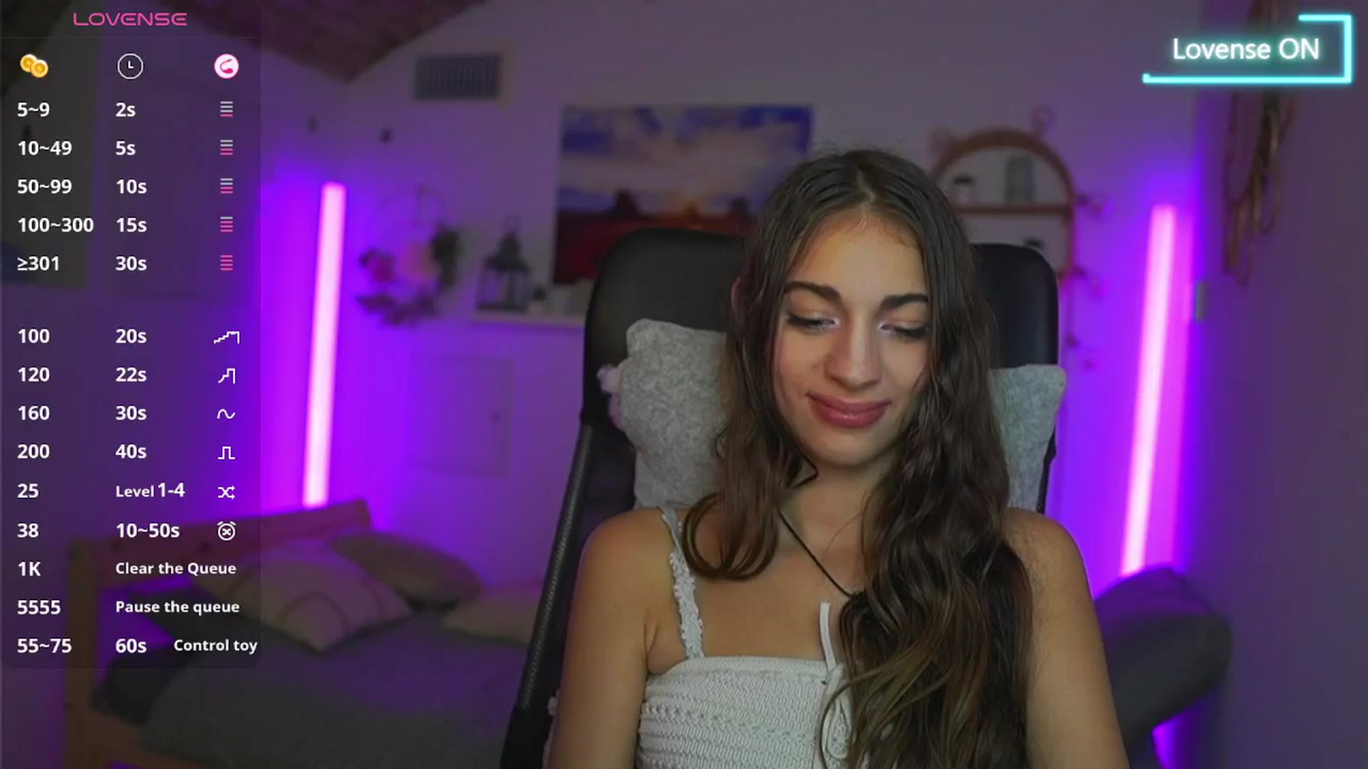 Gallery image thumbnail from Sophie__Grey's myfreecams stream on, 08/28/2025, 18:00 image 14 of 20