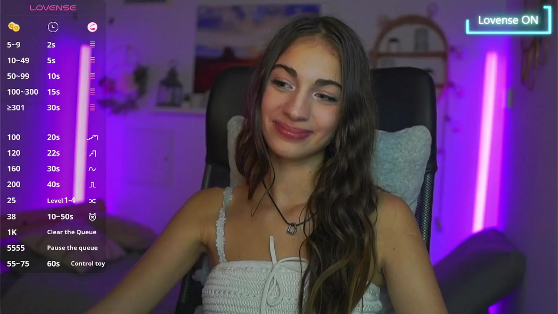 Gallery image thumbnail from Sophie__Grey's myfreecams stream on, 08/28/2025, 18:00 image 16 of 20