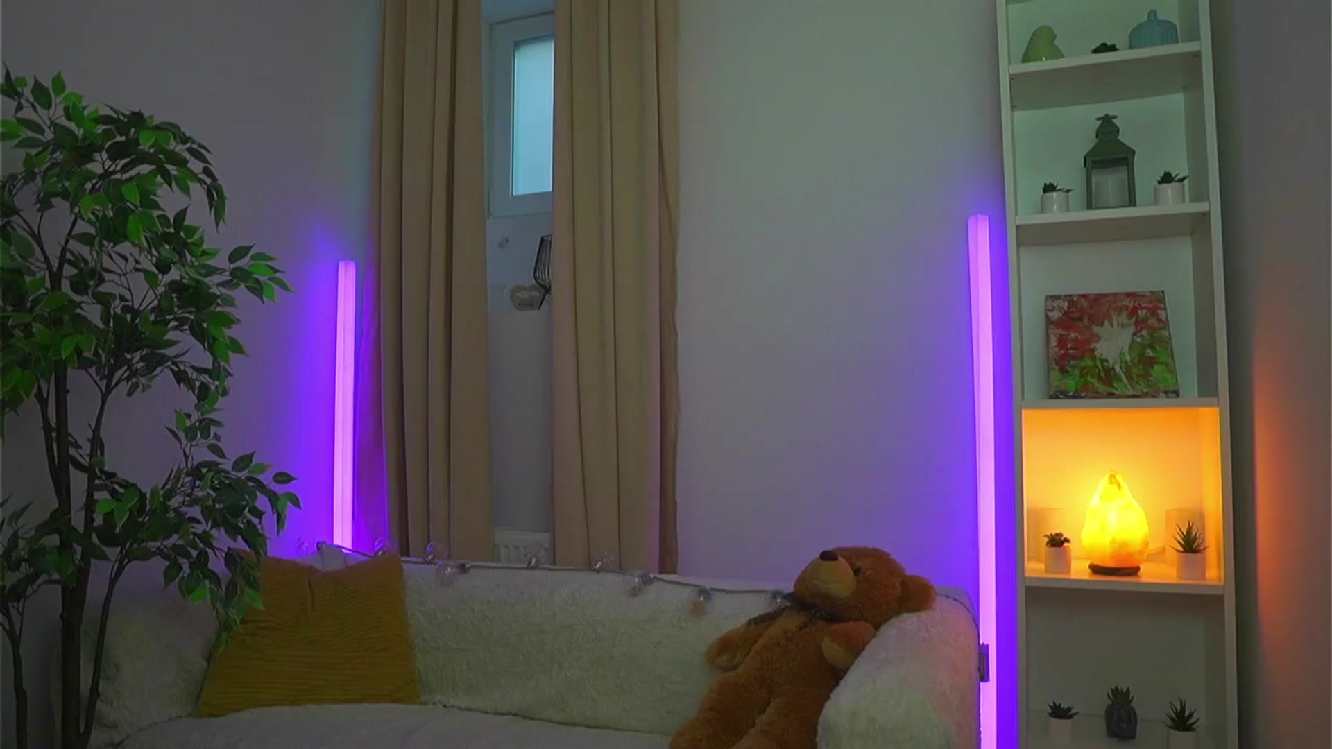 Gallery image thumbnail from Sophie__Grey's myfreecams stream on, 09/11/2025, 17:00 image 6 of 20