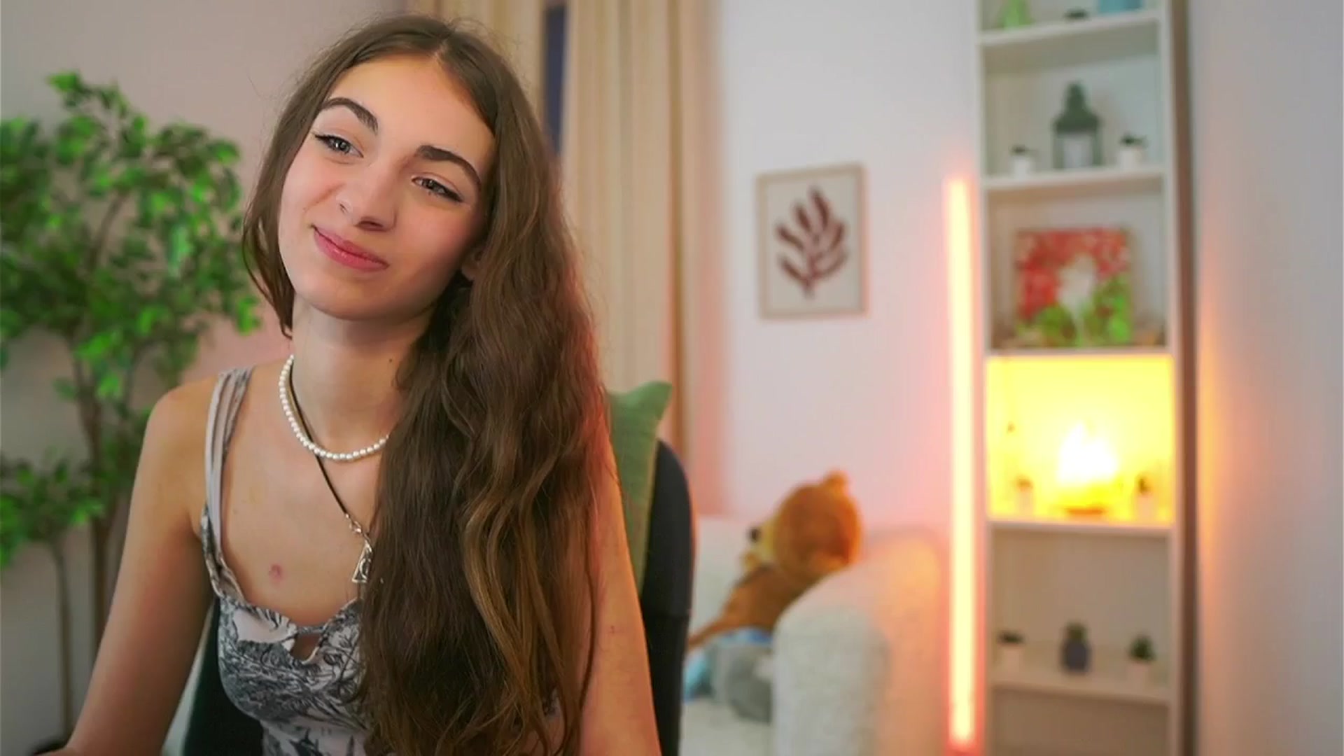 Gallery image thumbnail from Sophie__Grey's myfreecams stream on, 09/20/2025, 17:17 image 18 of 20