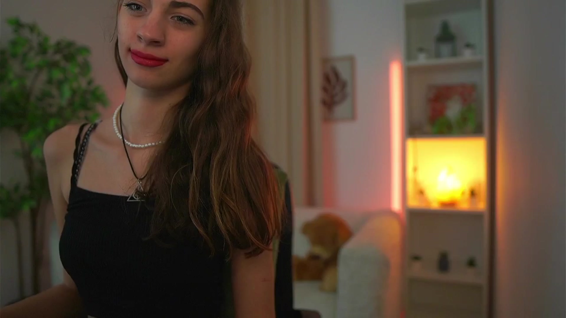 Gallery image thumbnail from Sophie__Grey's myfreecams stream on, 09/24/2025, 18:06 image 1 of 20