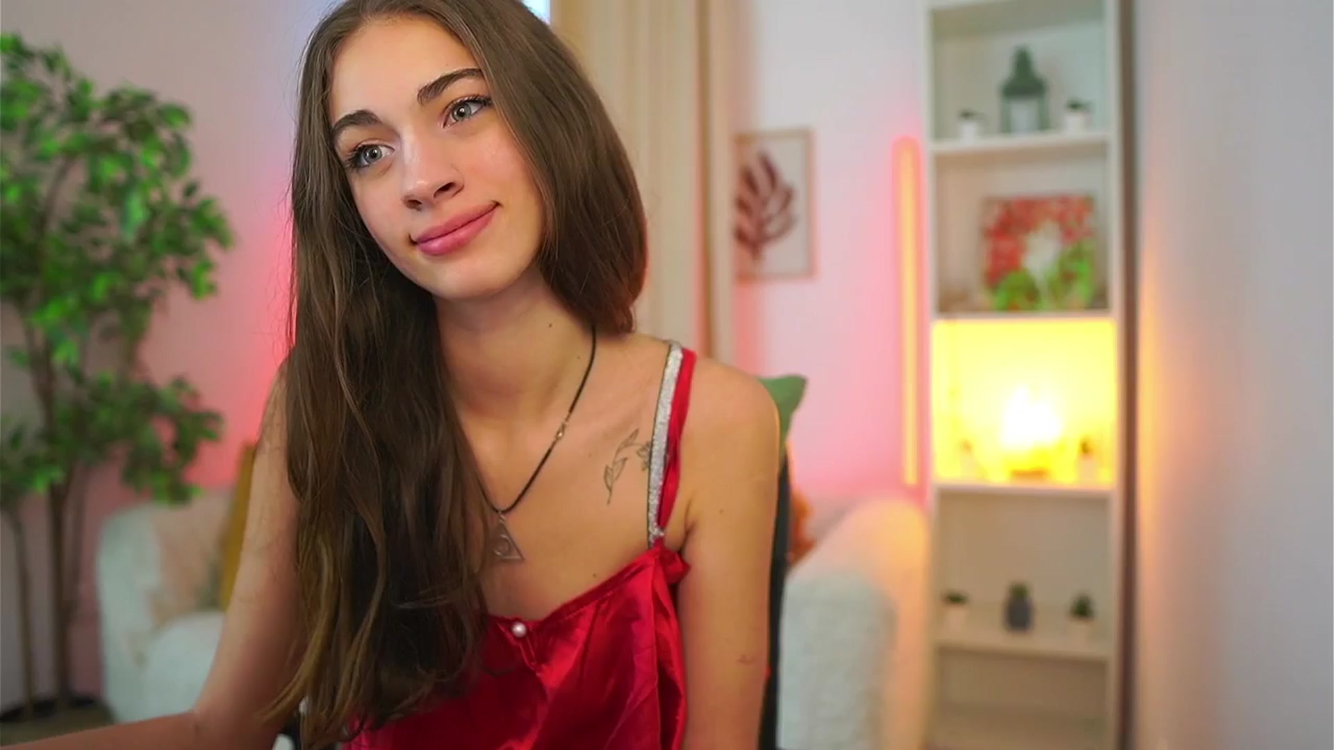 Gallery image thumbnail from Sophie__Grey's myfreecams stream on, 09/27/2025, 15:52 image 8 of 20