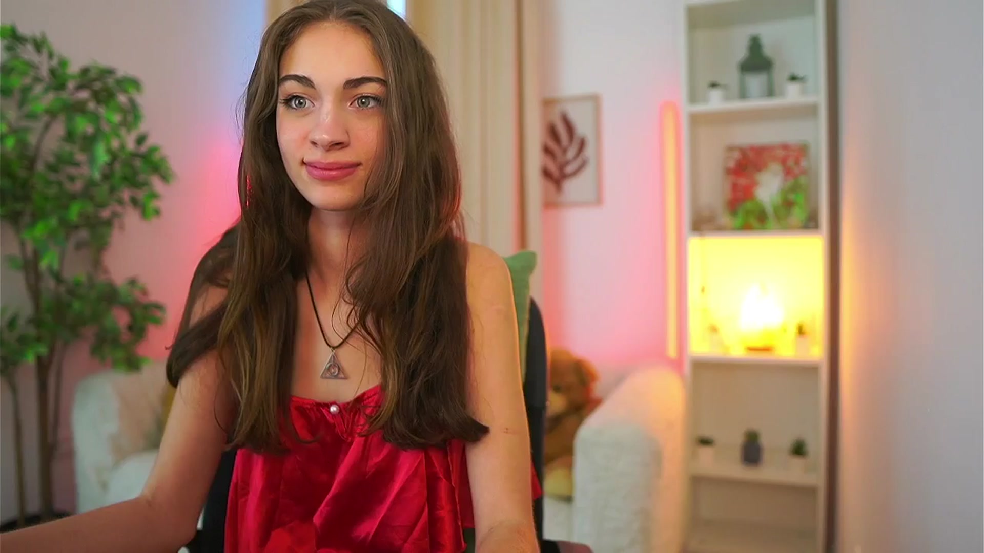 Gallery image thumbnail from Sophie__Grey's myfreecams stream on, 09/27/2025, 15:52 image 2 of 20