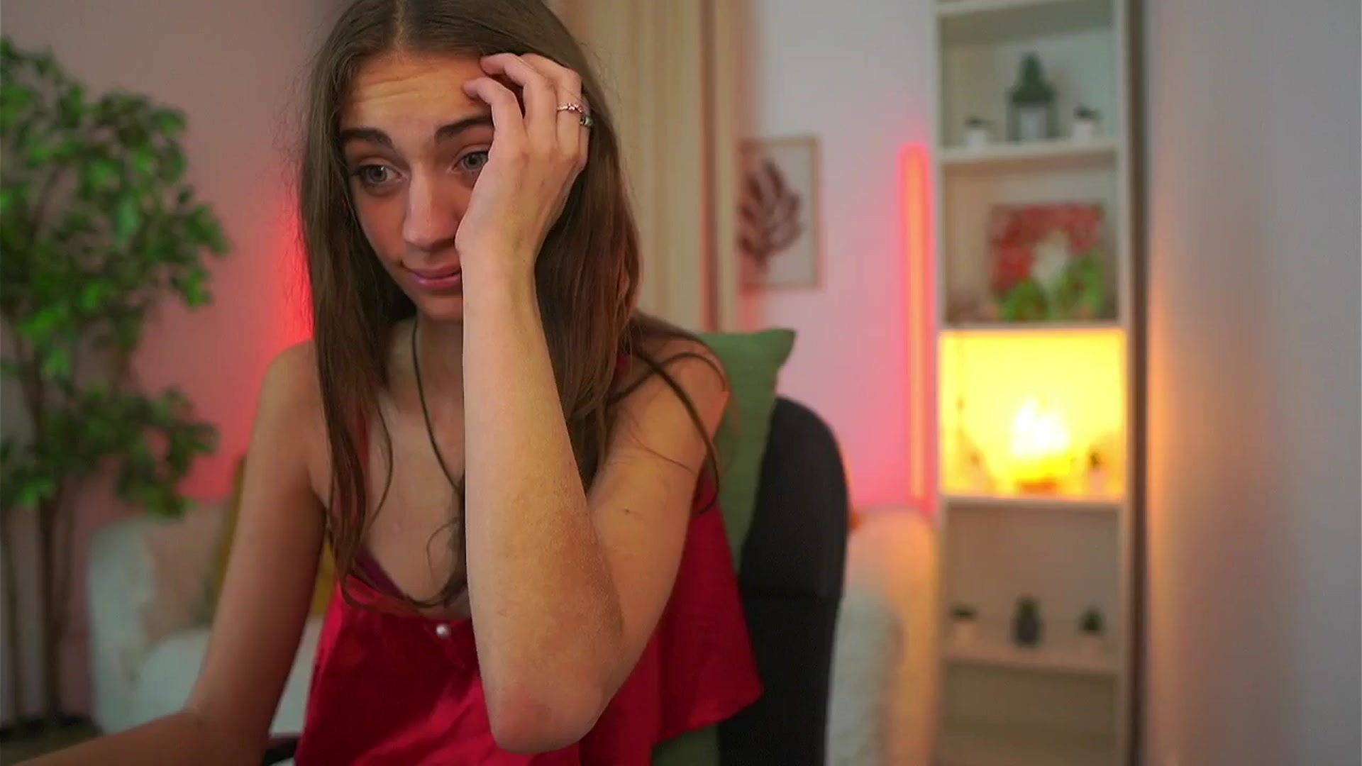 Gallery image thumbnail from Sophie__Grey's myfreecams stream on, 09/27/2025, 18:01 image 9 of 20