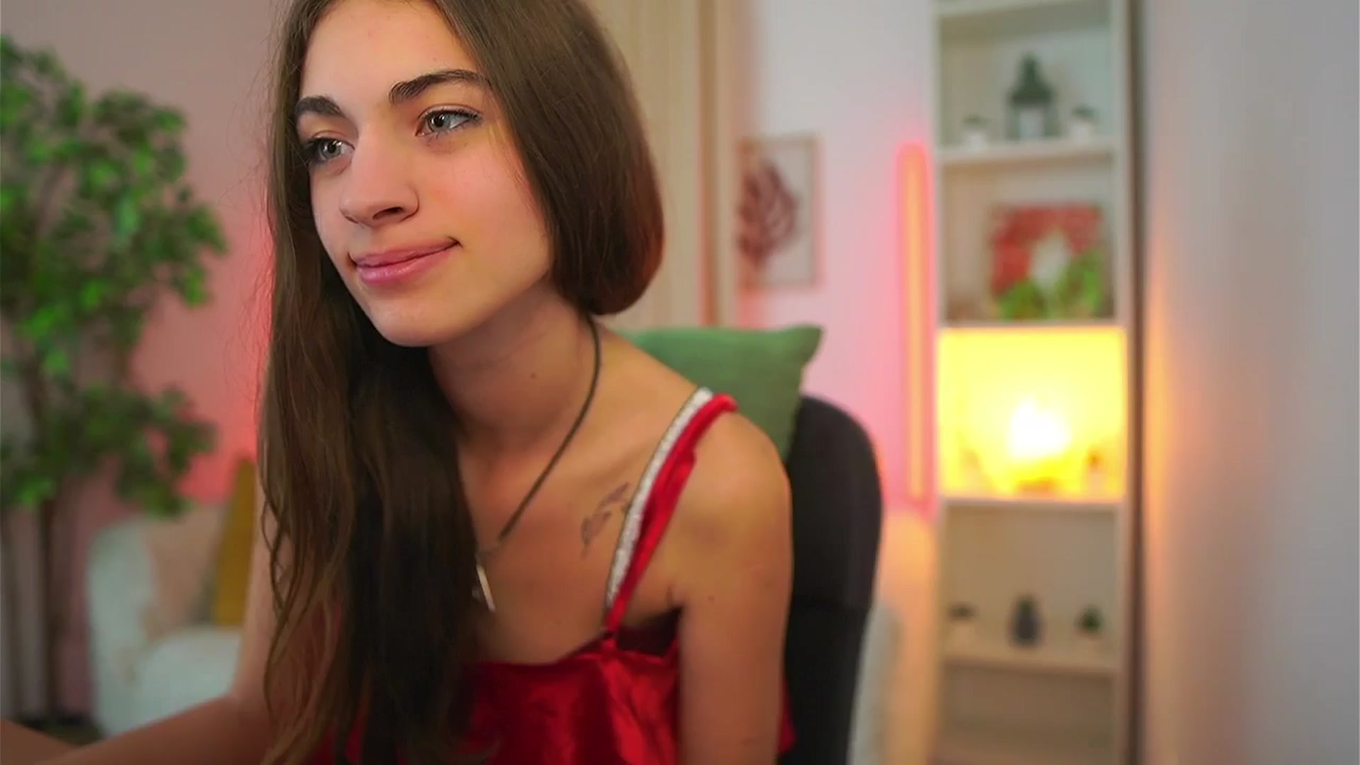 Gallery image thumbnail from Sophie__Grey's myfreecams stream on, 09/27/2025, 18:01 image 10 of 20