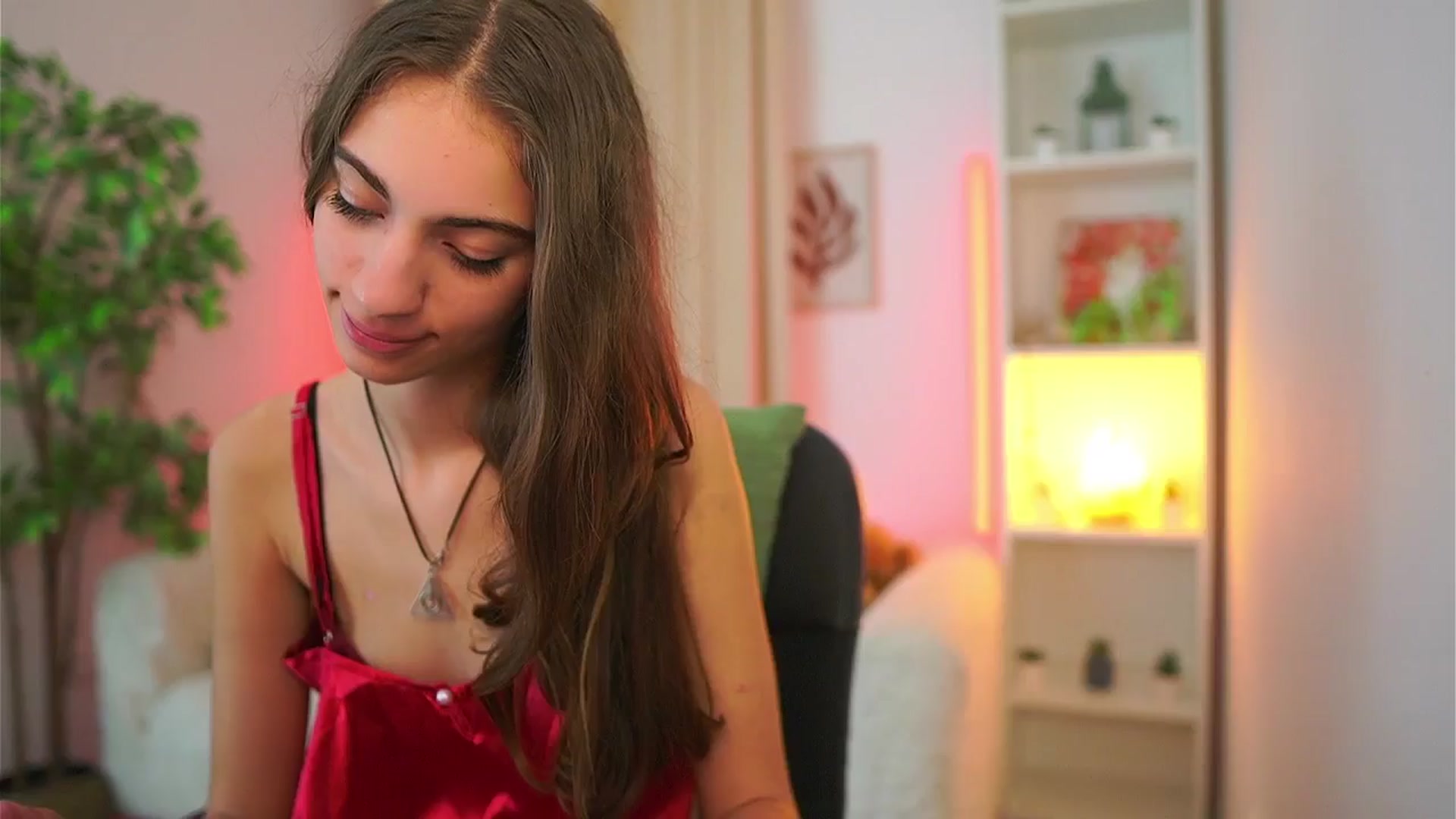 Gallery image thumbnail from Sophie__Grey's myfreecams stream on, 09/27/2025, 18:01 image 13 of 20