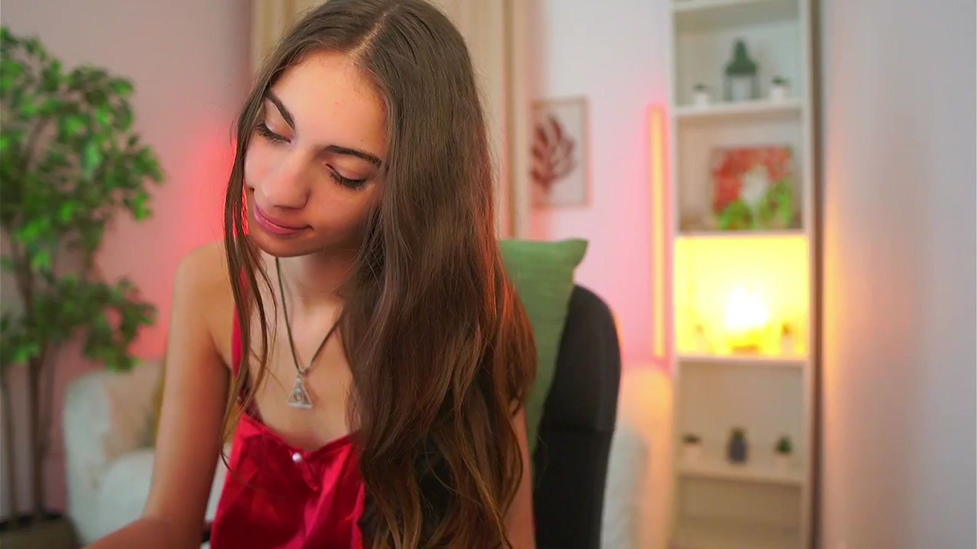 Gallery image thumbnail from Sophie__Grey's myfreecams stream on, 09/27/2025, 18:01 image 11 of 20