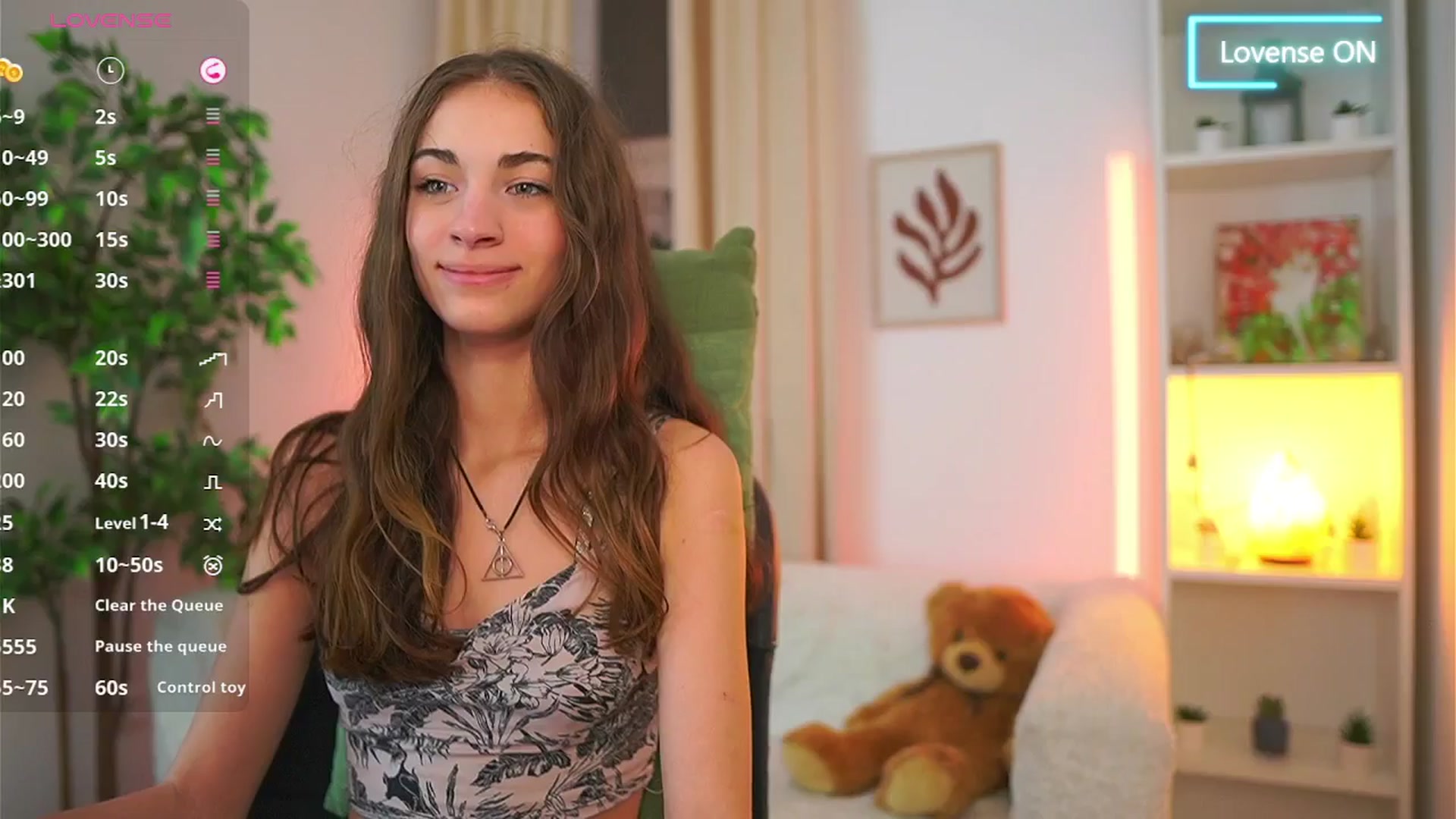 Gallery image thumbnail from Sophie__Grey's myfreecams stream on, 10/03/2025, 17:09 image 8 of 20