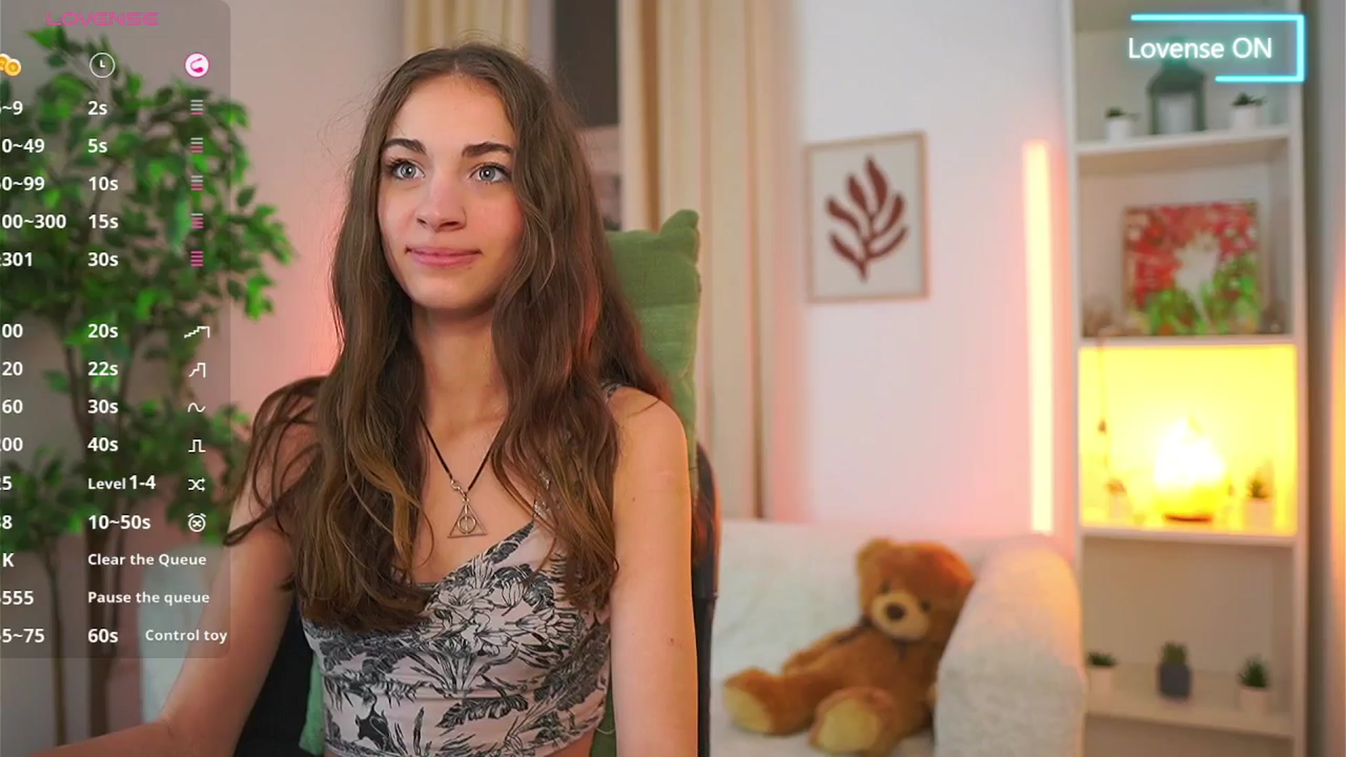 Gallery image thumbnail from Sophie__Grey's myfreecams stream on, 10/03/2025, 17:09 image 7 of 20