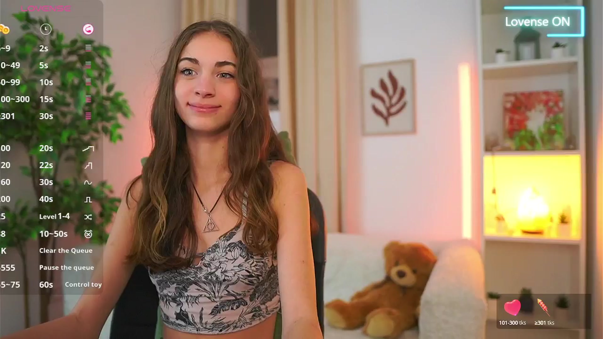 Gallery image thumbnail from Sophie__Grey's myfreecams stream on, 10/03/2025, 17:09 image 10 of 20