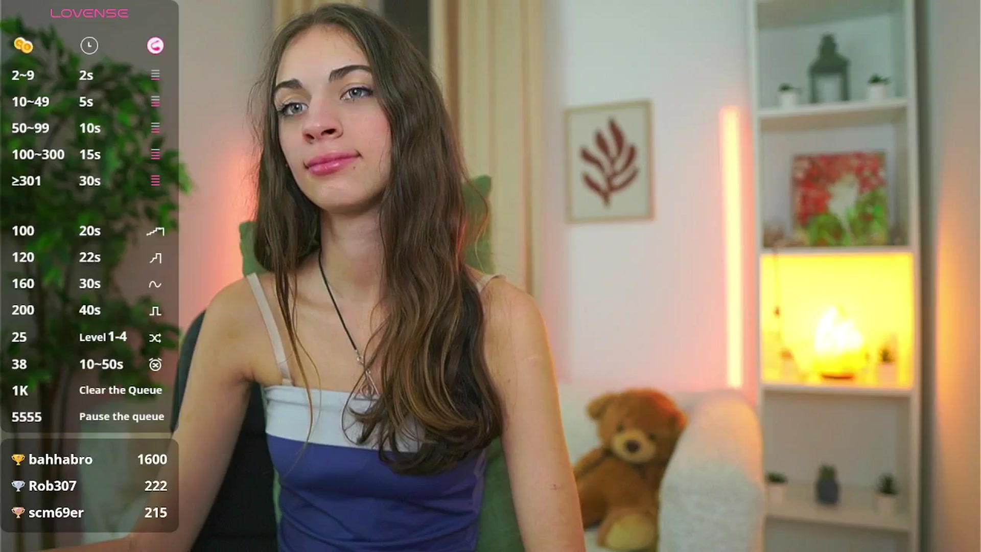 Gallery image thumbnail from Sophie__Grey's myfreecams stream on, 10/05/2025, 20:31 image 2 of 20