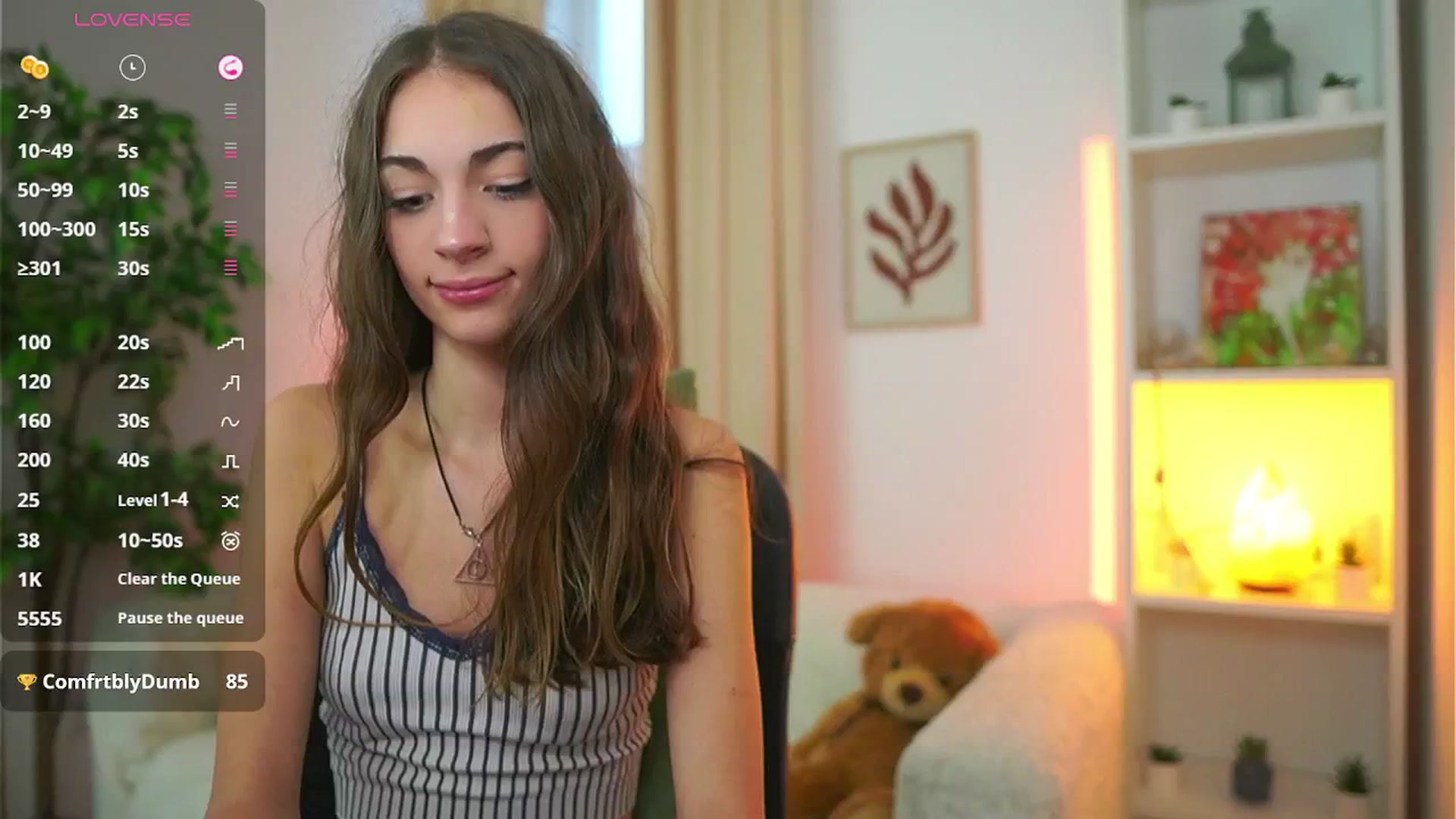 Gallery image thumbnail from Sophie__Grey's myfreecams stream on, 10/07/2025, 13:30 image 18 of 20