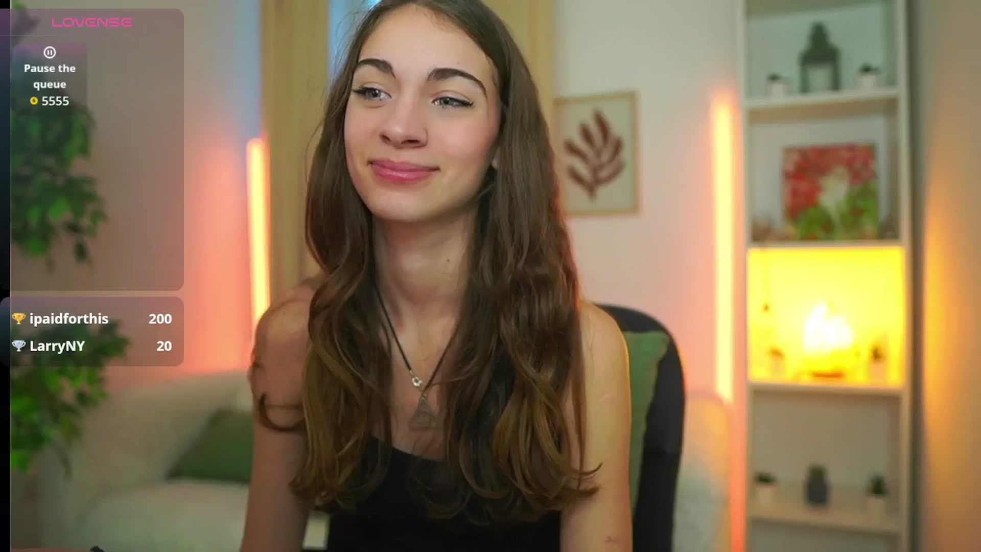 Gallery image thumbnail from Sophie__Grey's myfreecams stream on, 10/24/2025, 14:09 image 8 of 20