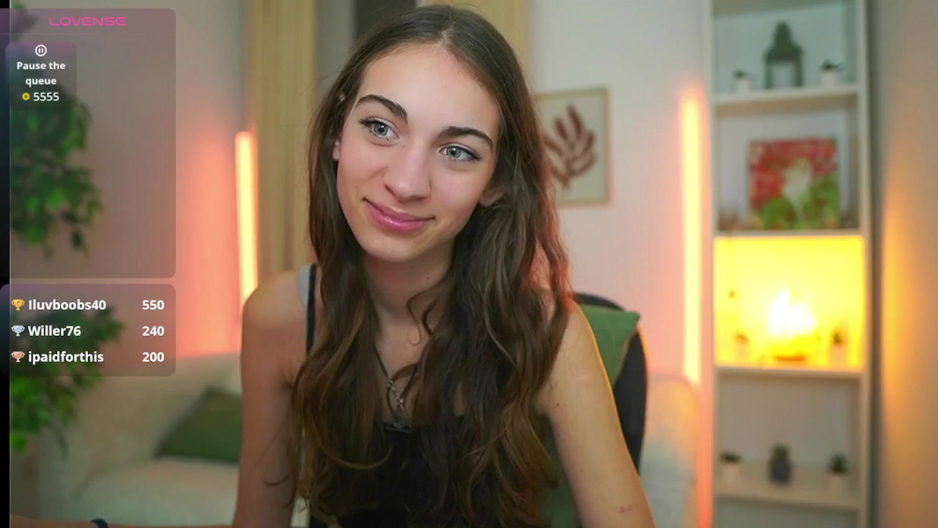 Gallery image thumbnail from Sophie__Grey's myfreecams stream on, 10/24/2025, 17:21 image 10 of 20