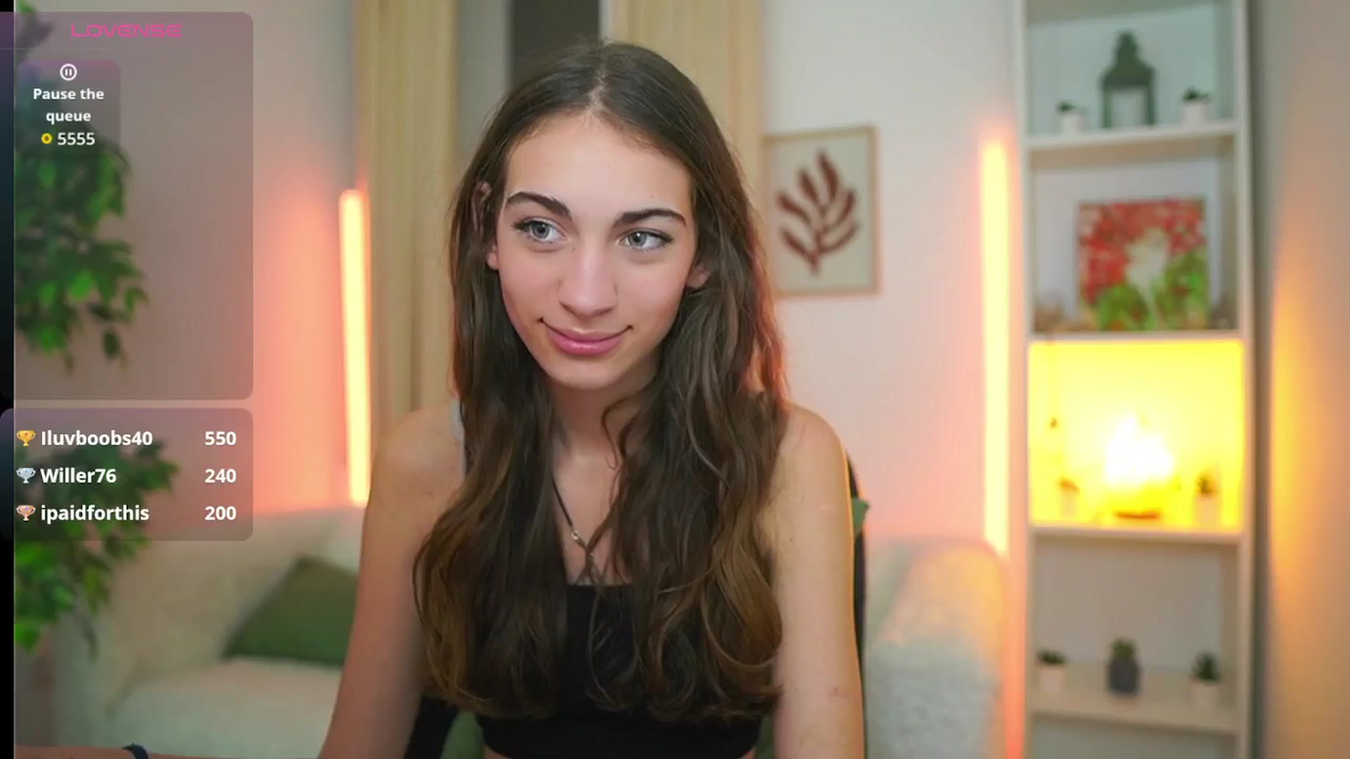 Gallery image thumbnail from Sophie__Grey's myfreecams stream on, 10/24/2025, 17:21 image 6 of 20