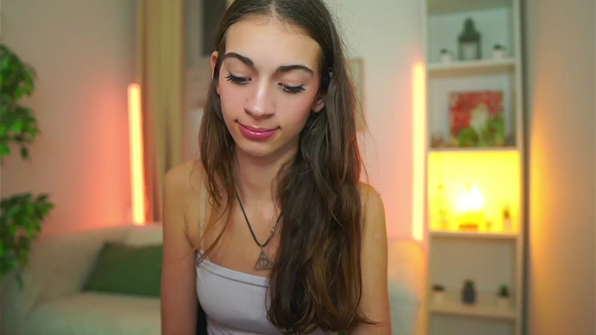 Gallery image thumbnail from Sophie__Grey's myfreecams stream on, 10/26/2025, 21:41 image 12 of 20