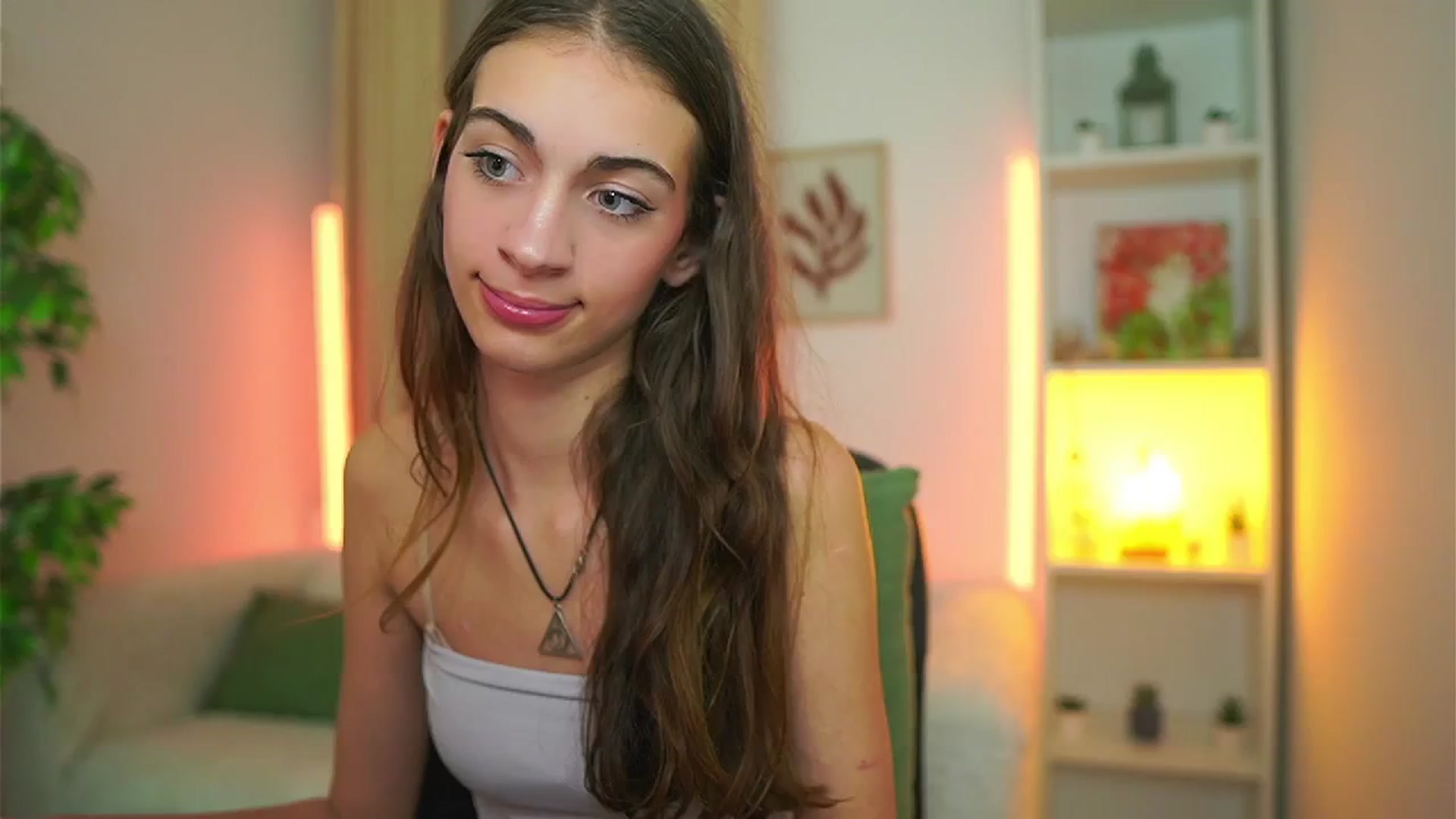 Gallery image thumbnail from Sophie__Grey's myfreecams stream on, 10/26/2025, 21:41 image 11 of 20