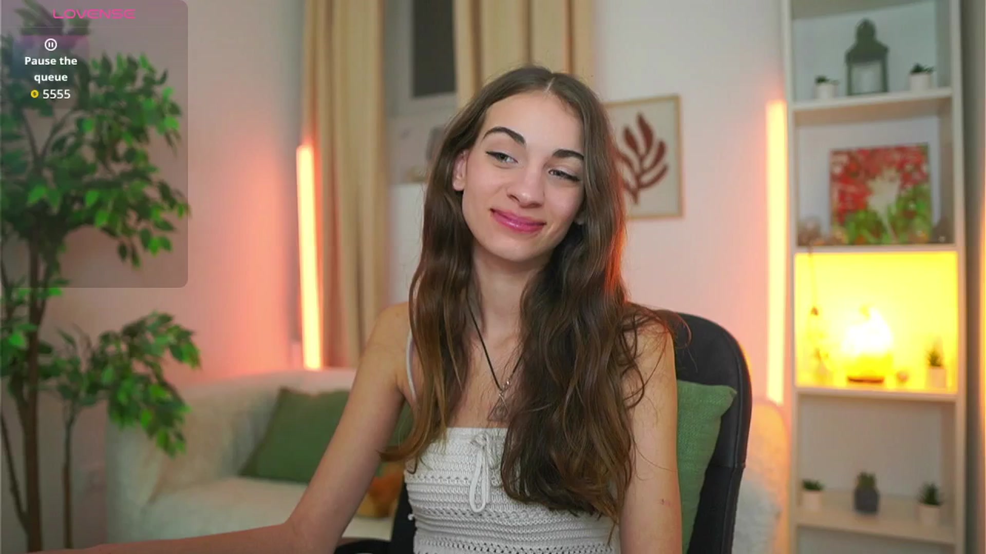 Gallery image thumbnail from Sophie__Grey's myfreecams stream on, 10/29/2025, 16:57 image 2 of 20