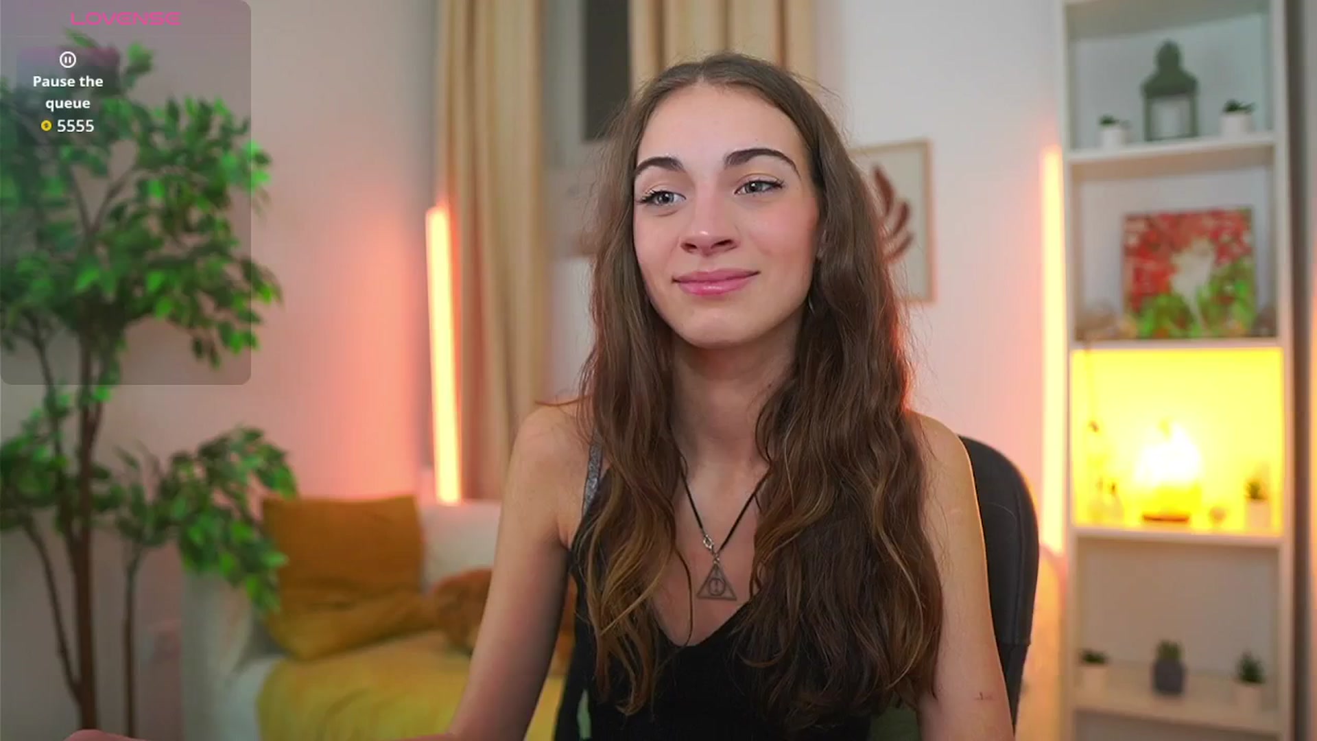 Gallery image thumbnail from Sophie__Grey's myfreecams stream on, 11/09/2025, 17:41 image 11 of 20