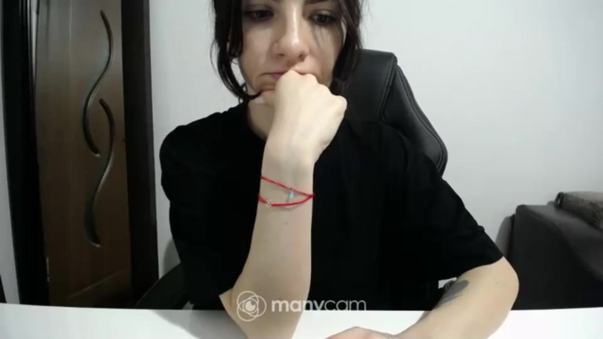 Gallery image thumbnail from Sophie__Oz's myfreecams stream on, 03/28/2024, 15:45 image 16 of 20