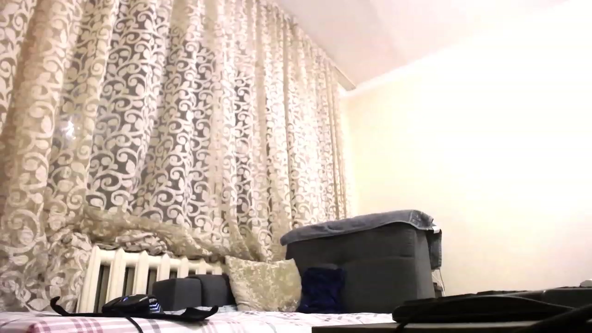 Gallery image thumbnail from Sophie_lee's myfreecams stream on, 12/06/2022, 19:10 image 10 of 20