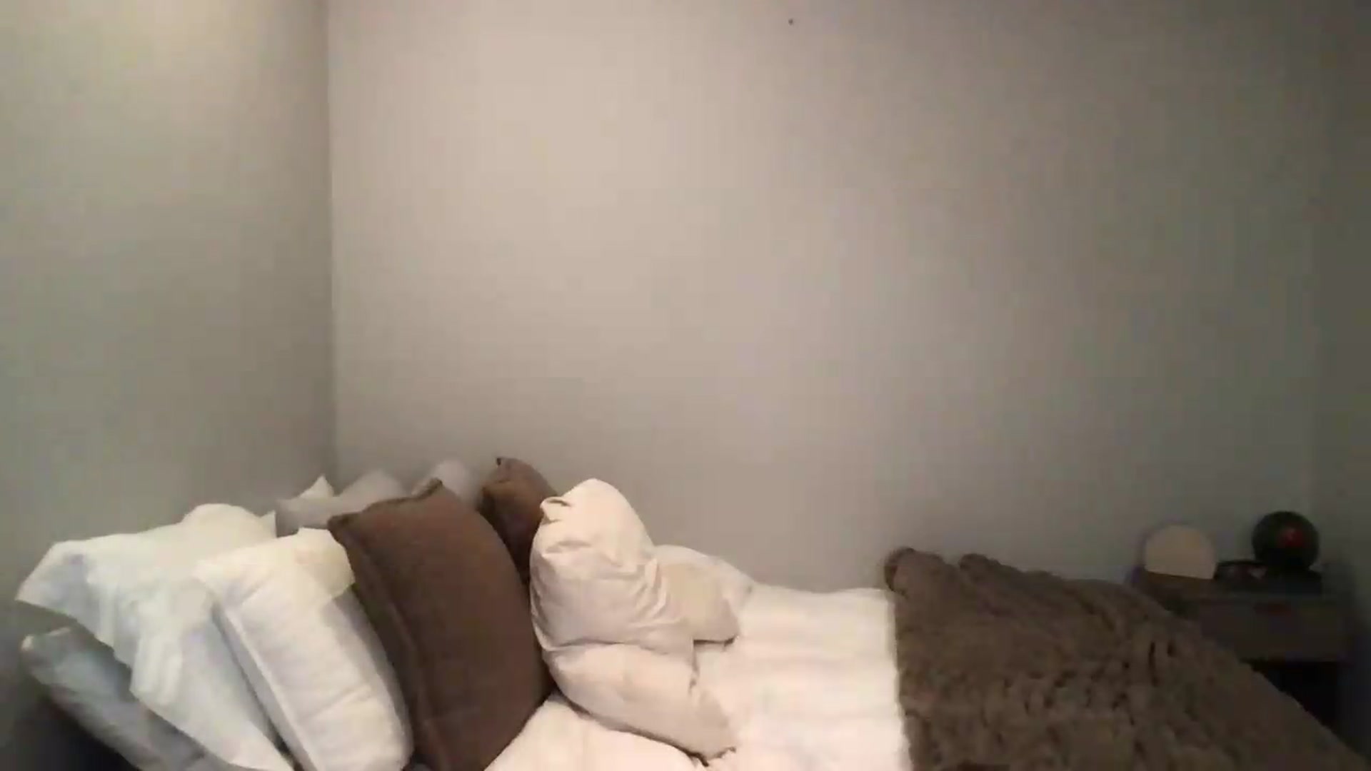 Gallery image thumbnail from Sophiebaby1's myfreecams stream on, 07/20/2026, 01:13 image 10 of 20