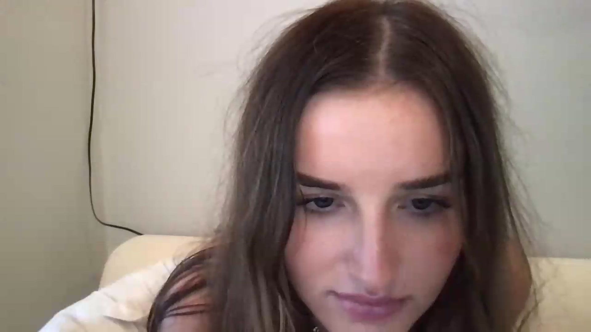 Gallery image thumbnail from Sophiebaby1's myfreecams stream on, 08/06/2026, 22:42 image 9 of 20