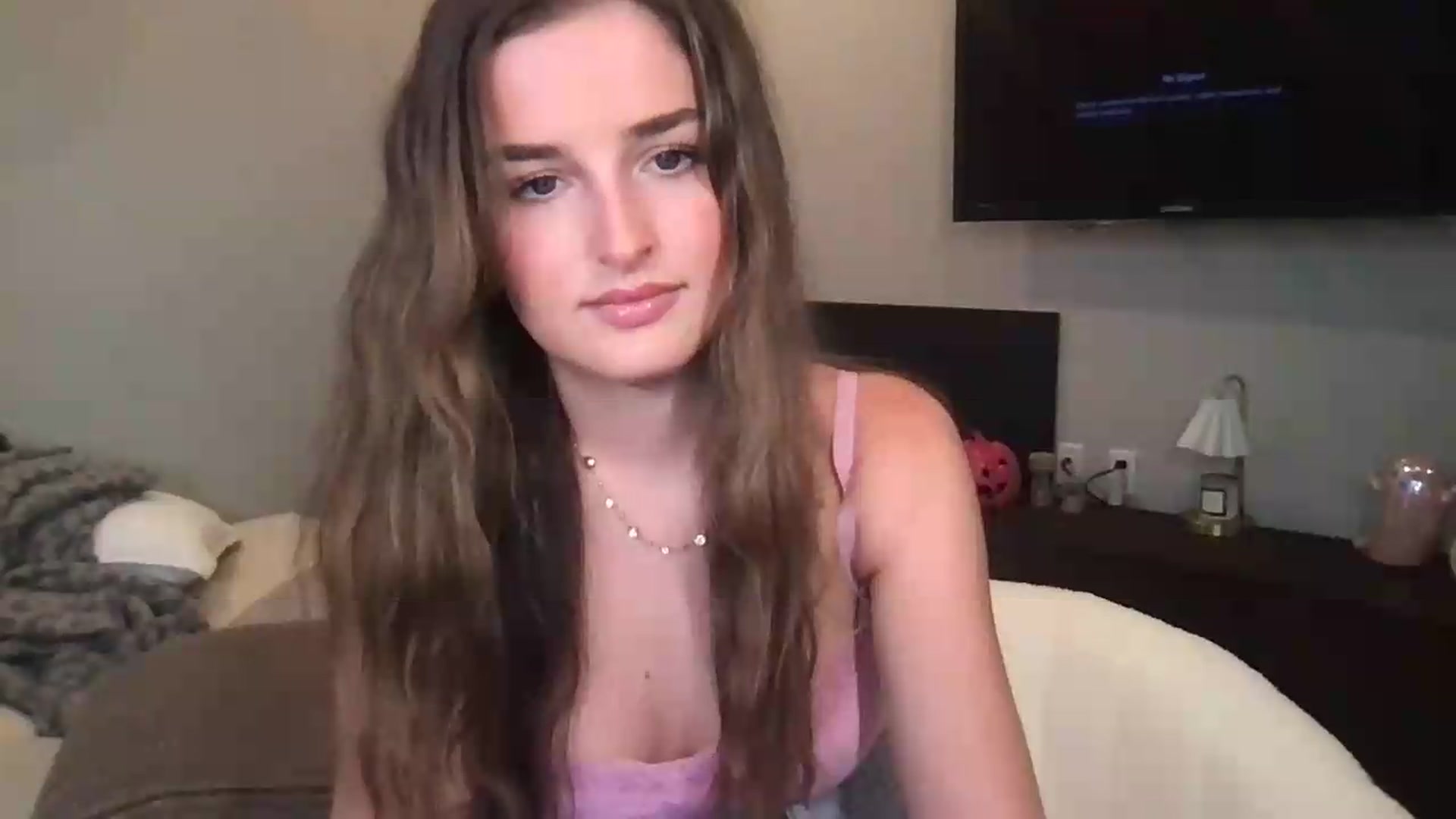 Gallery image thumbnail from Sophiebaby1's myfreecams stream on, 08/17/2026, 03:15 image 16 of 20