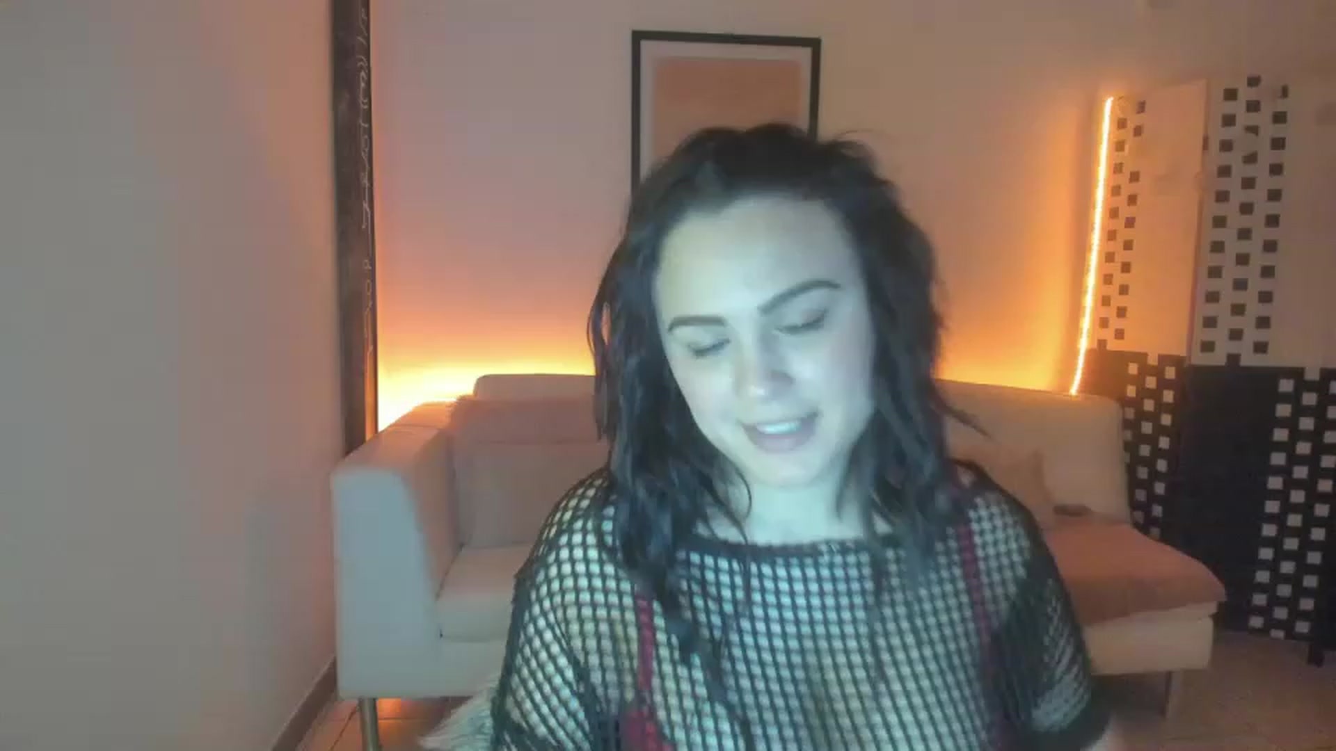 Gallery image thumbnail from Sophiedee18's myfreecams stream on, 01/09/2023, 10:49 image 11 of 20